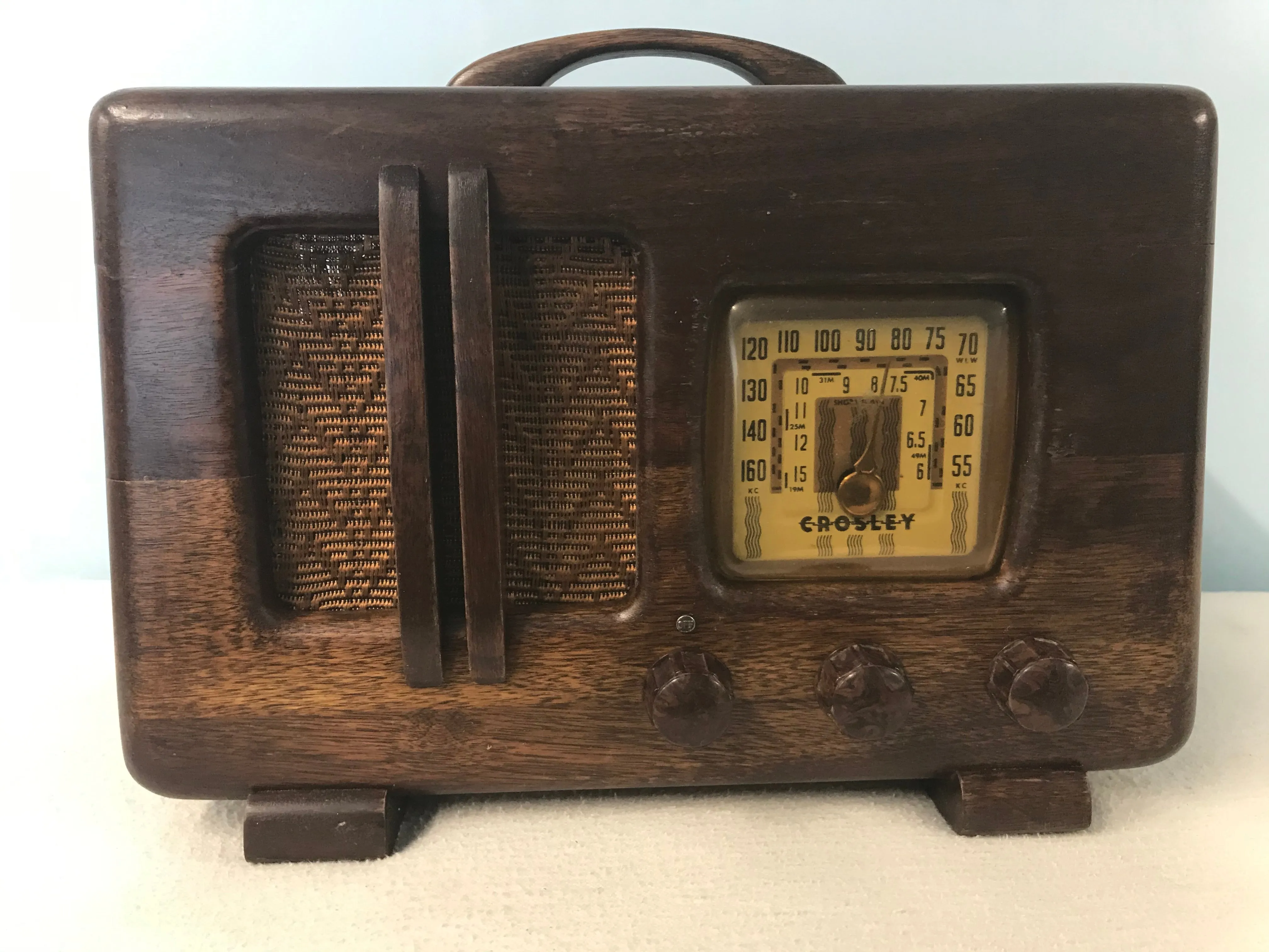 1941 Crosley 11B Tube Radio With Bluetooth input.