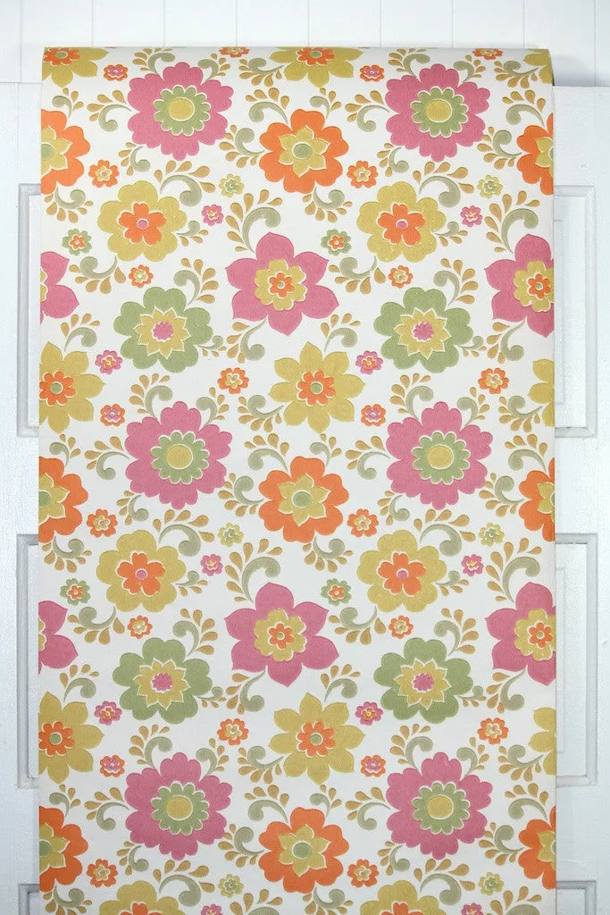 1960s Floral Vintage Wallpaper