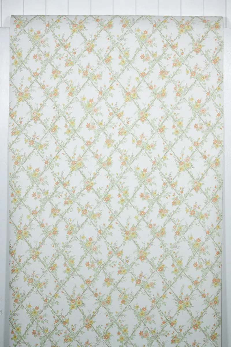 1980s Floral Vintage Wallpaper