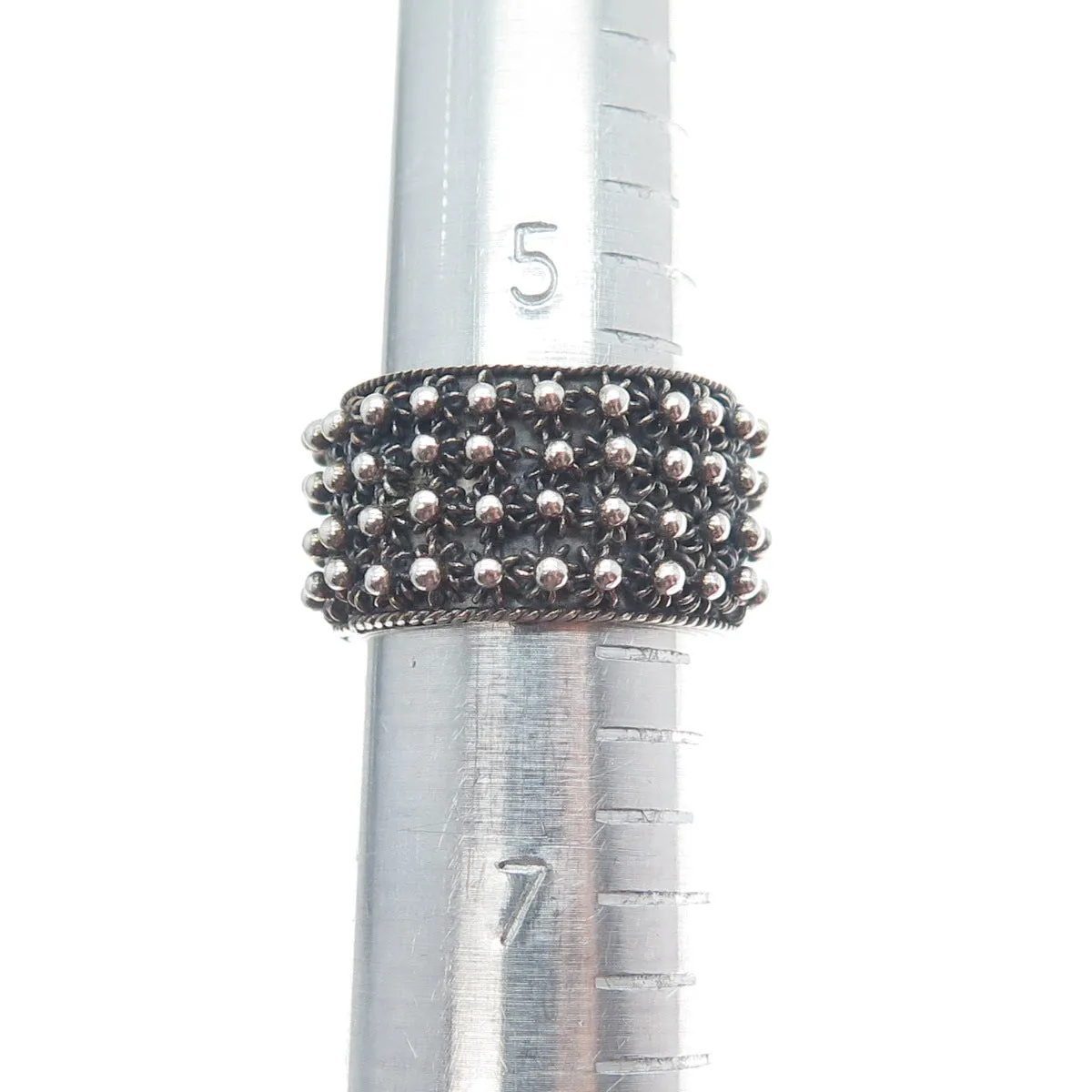 800 Silver Vintage Oxidized Cannetille Band Ring Size 6.25 (missing 1 piece)