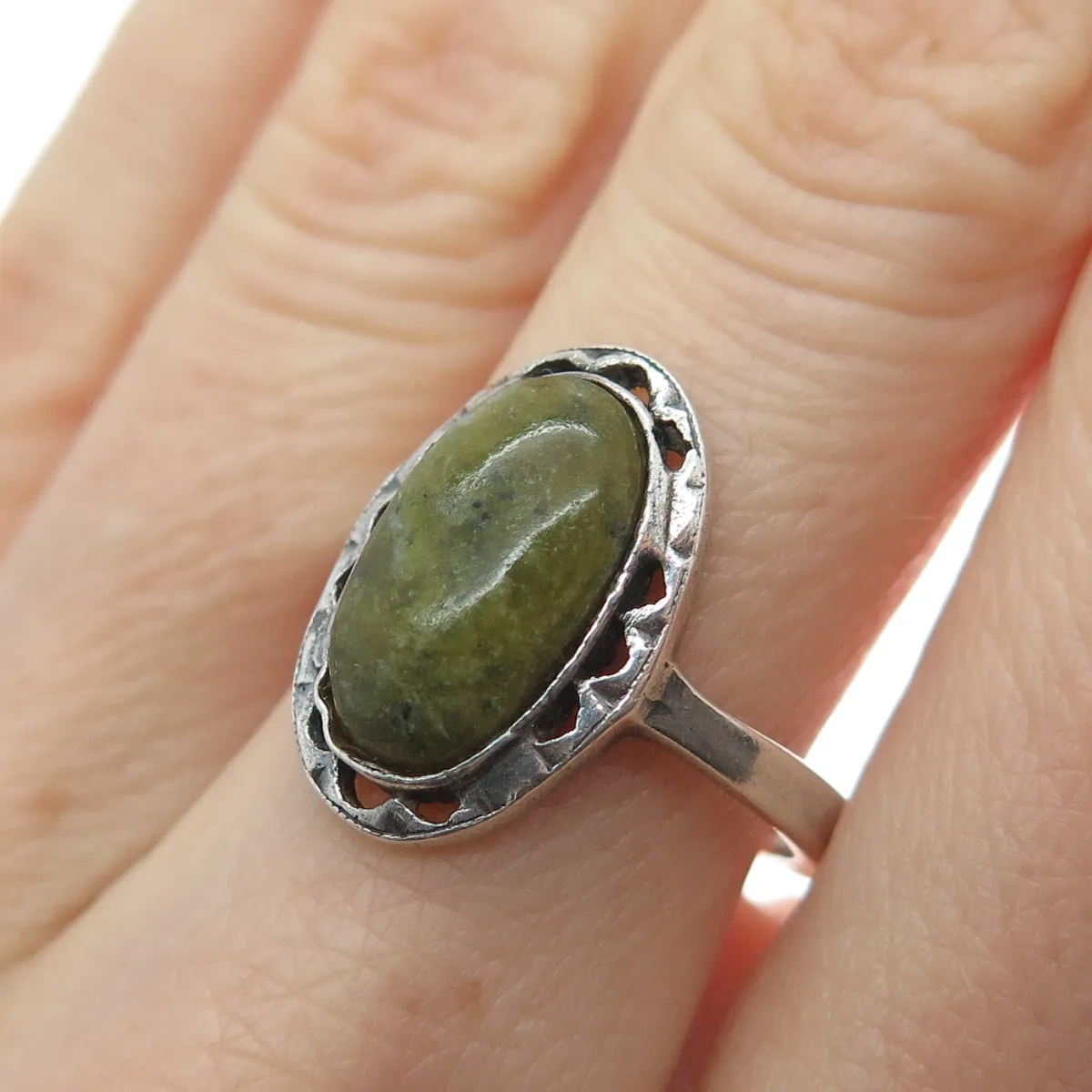 925 Sterling Silver Vintage 1976 Dublin Real Connemara Marble Ring Size 7.5