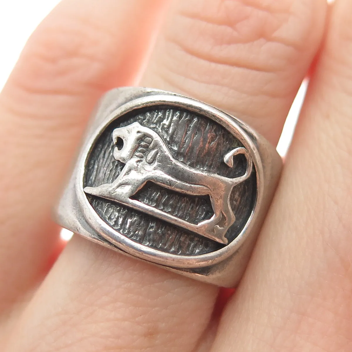 925 Sterling Silver Vintage Lion / Leo Zodiac Sign Wide Ring Size 8.5