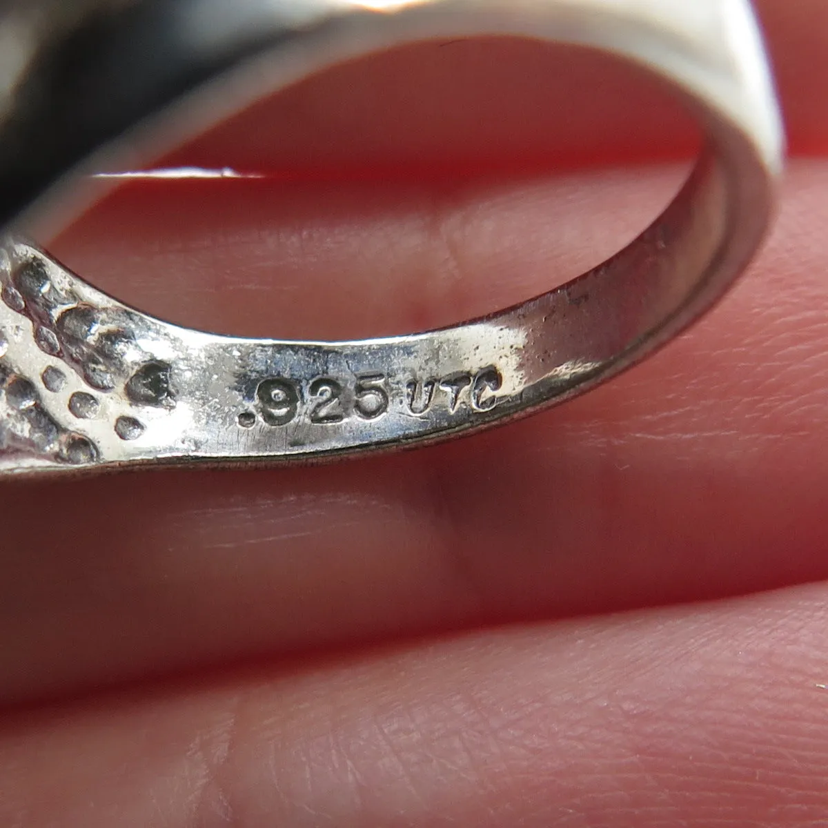 925 Sterling Silver Vintage Modernist Ribbed Dome Oxidized Ring Size 8