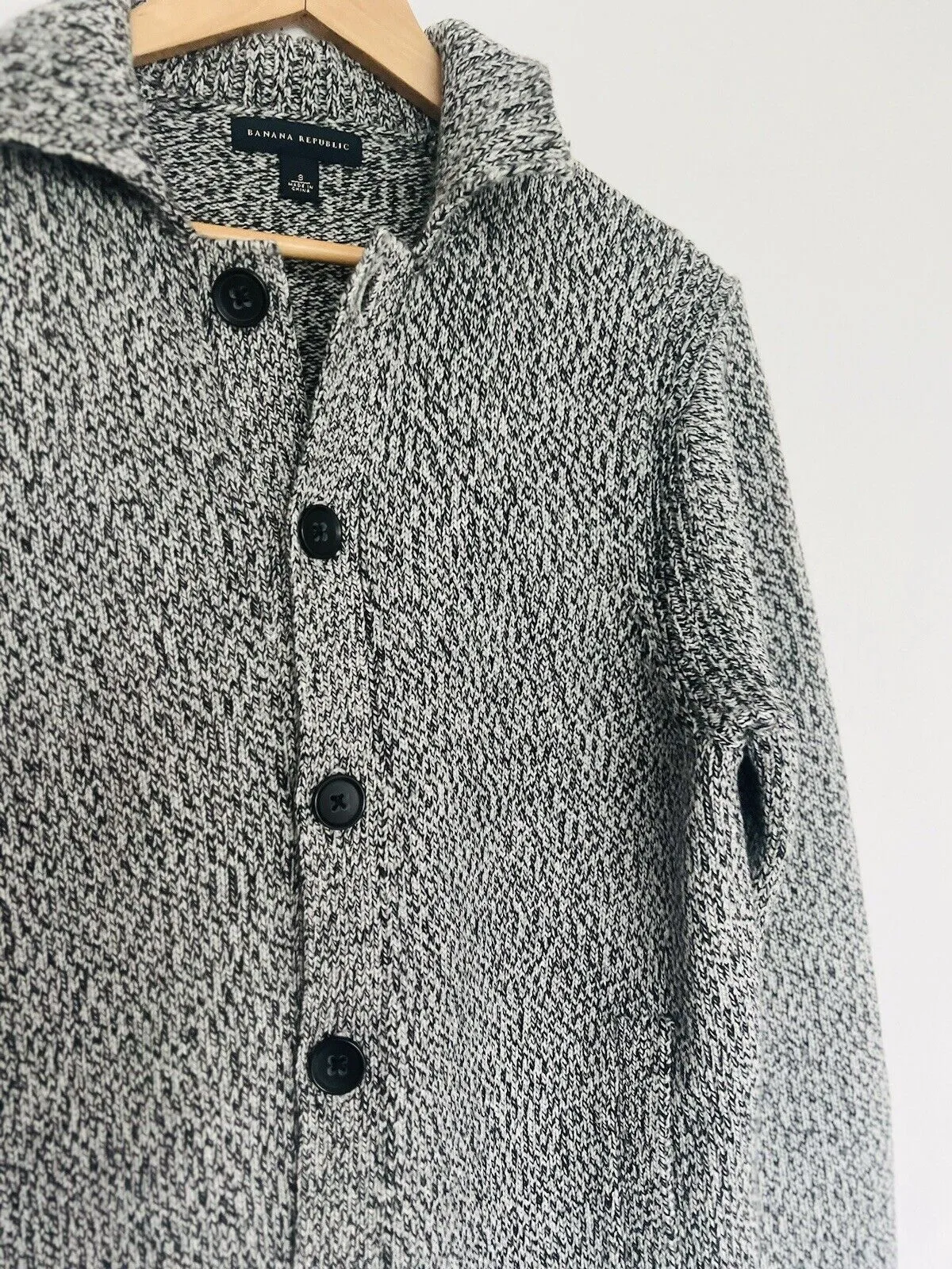 BANANA REPUBLIC Mens Cardigan Sweater Sz S Gray 100% Merino Extra Fine Wool