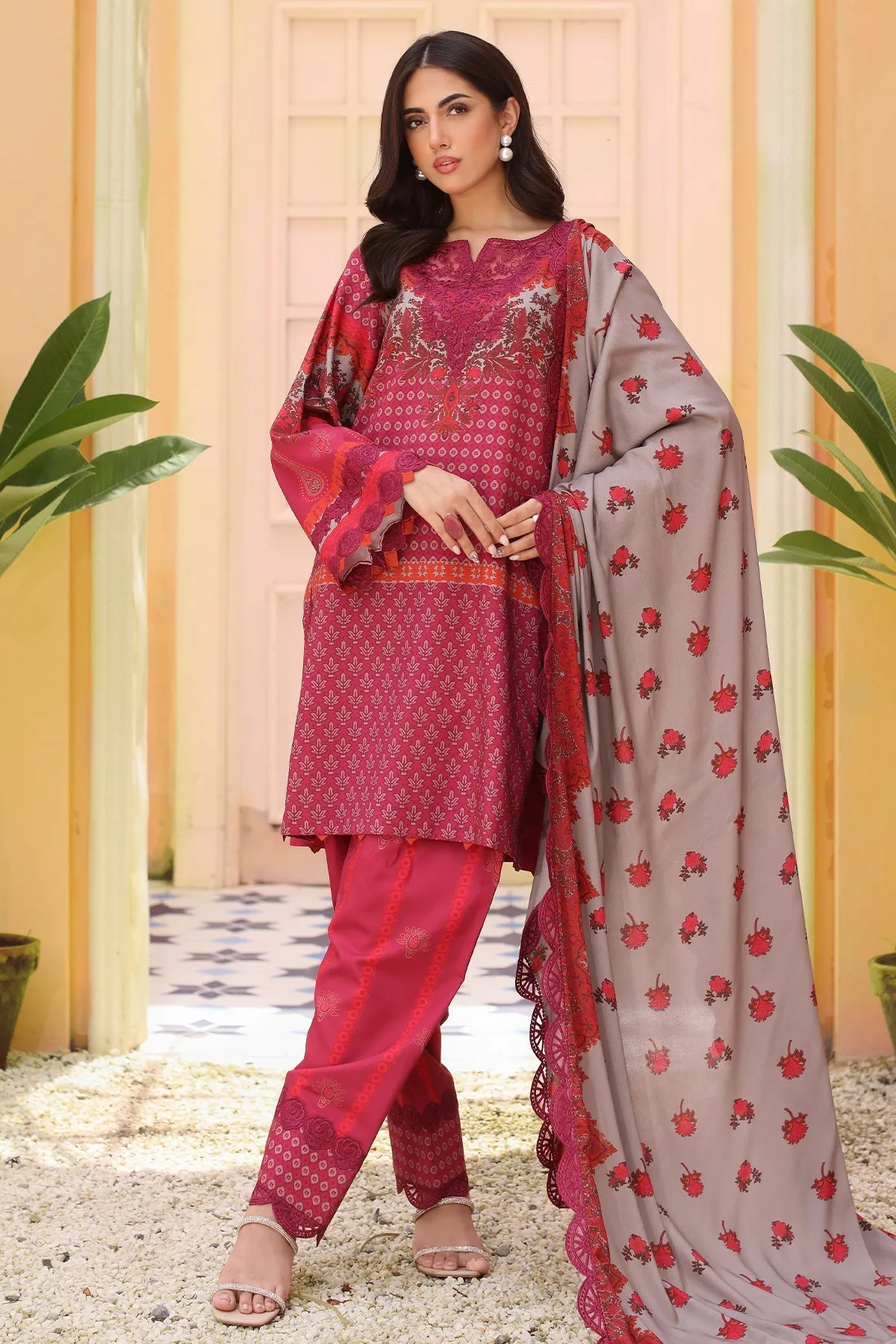 CHARIZMA | Embroidered Linen Shawl '24 | SHW4-06