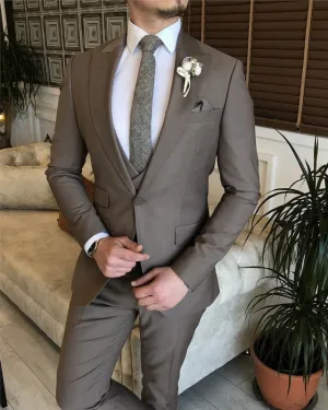 Chic Brown Three Pieces Peaked Lapel Slim Fit Business Suits For Men