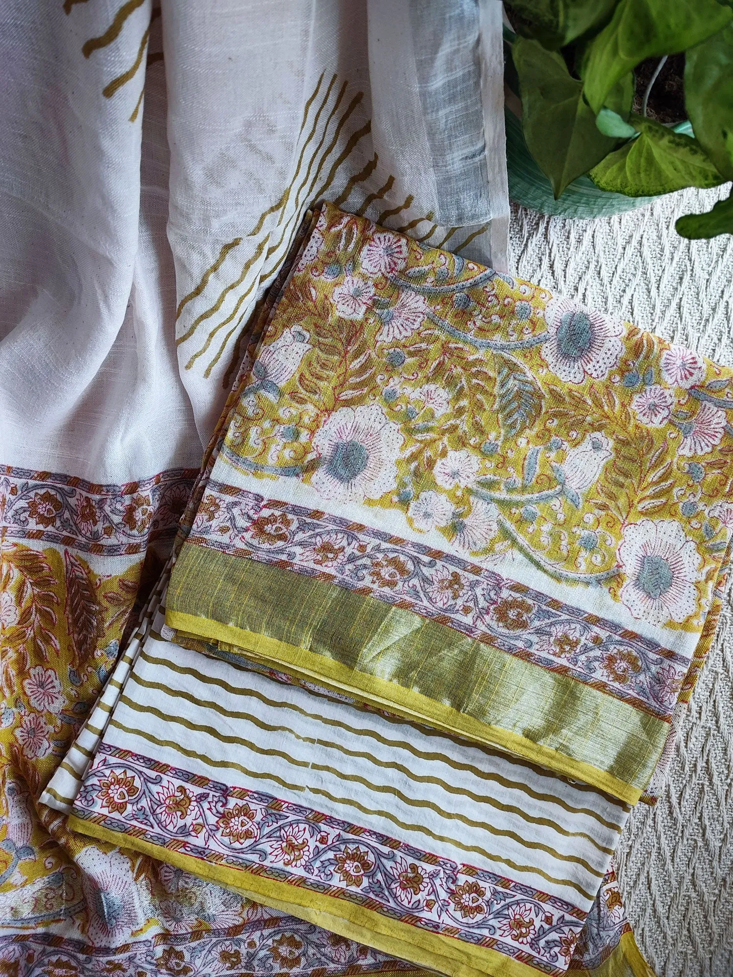 Dhani Green Handblock Print Cotton Linen Suit Set