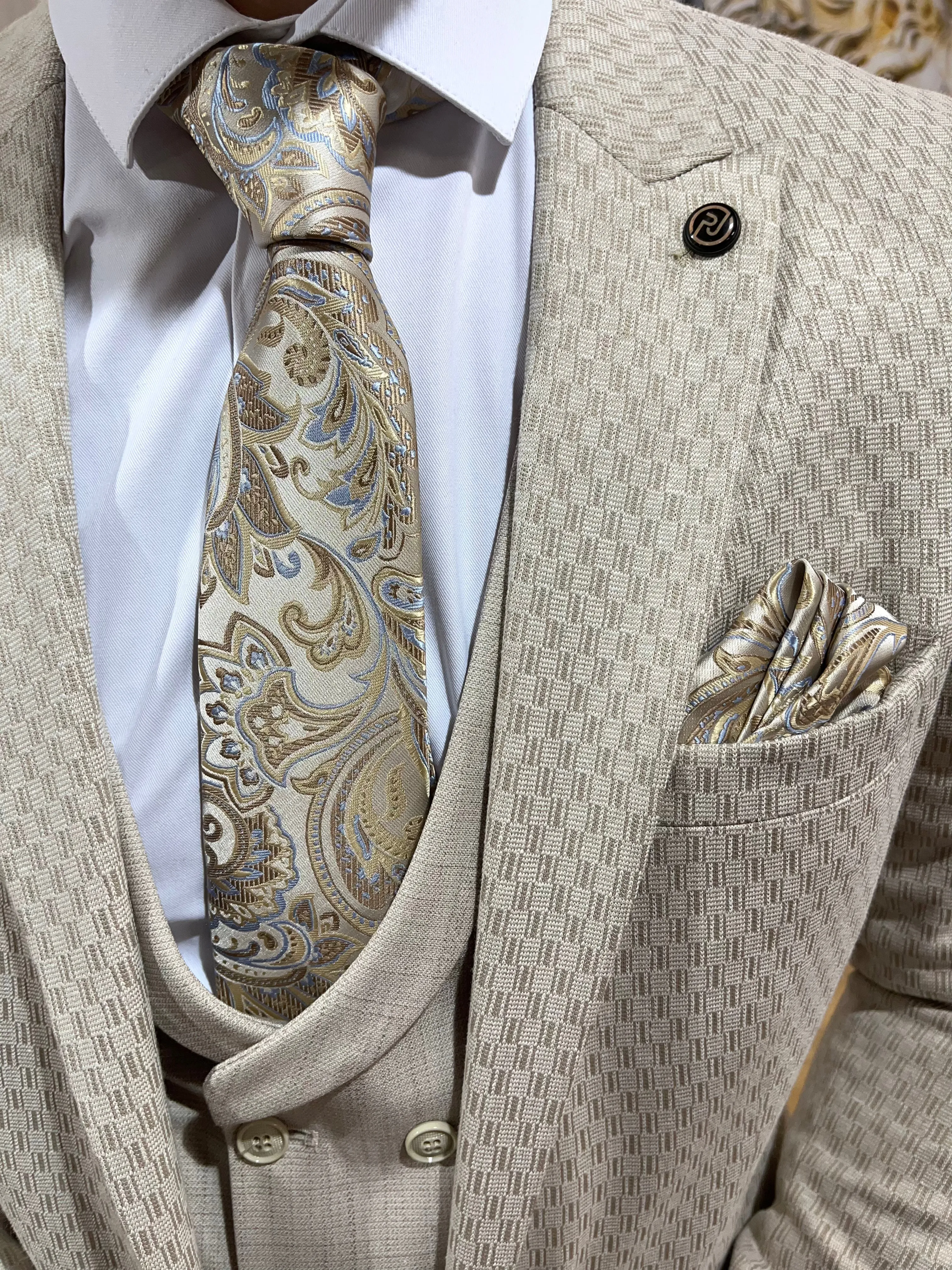 Ferdinand - Cream/Beige 3 Piece Suit