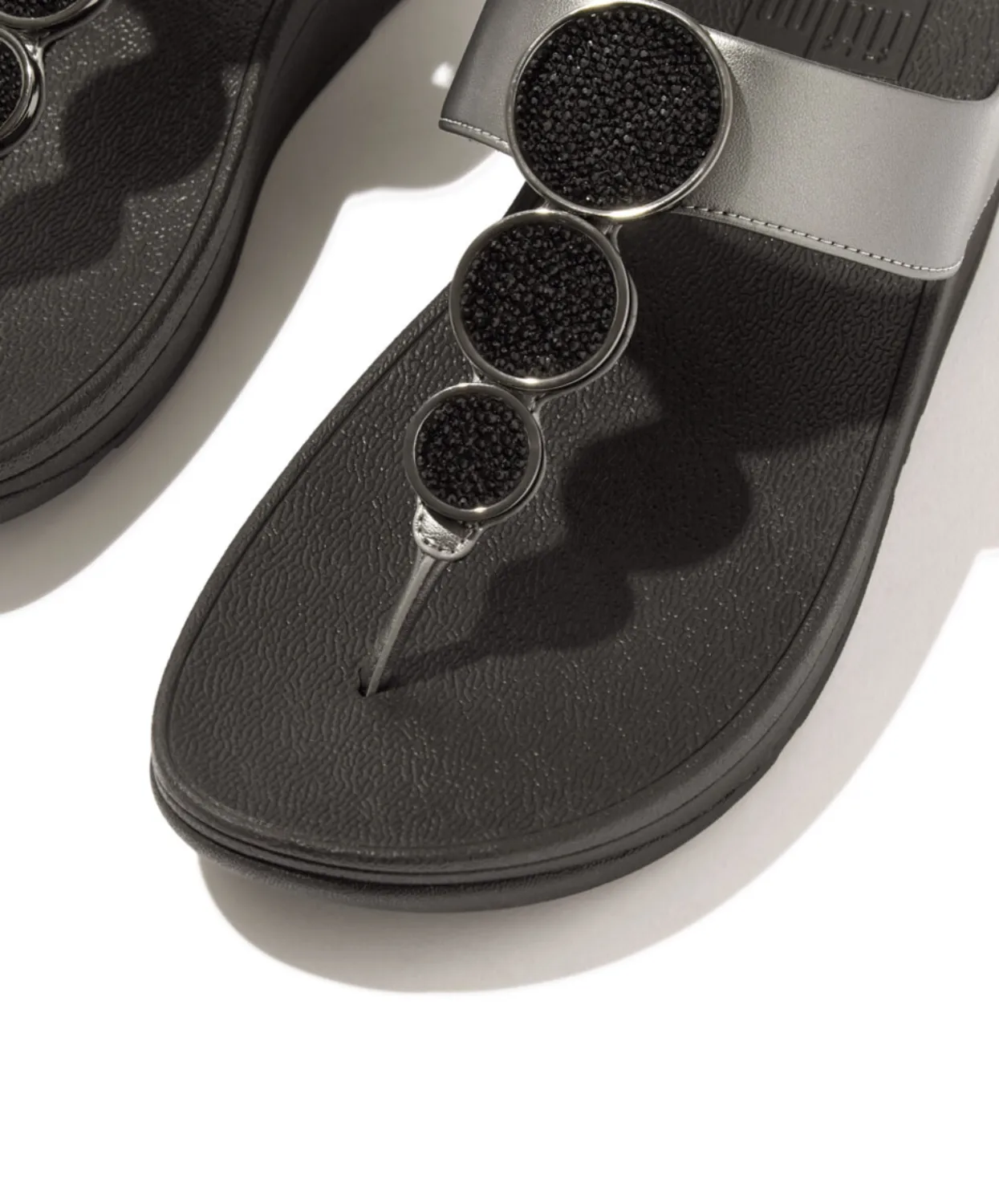 Fitflop Halo Bead Circle Metallic Toe Post Black