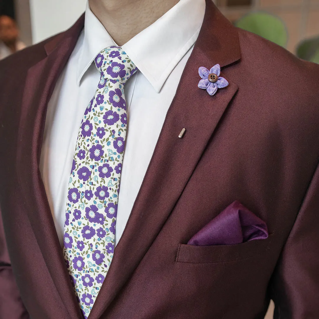 Floral White Lavender Blooms Tie
