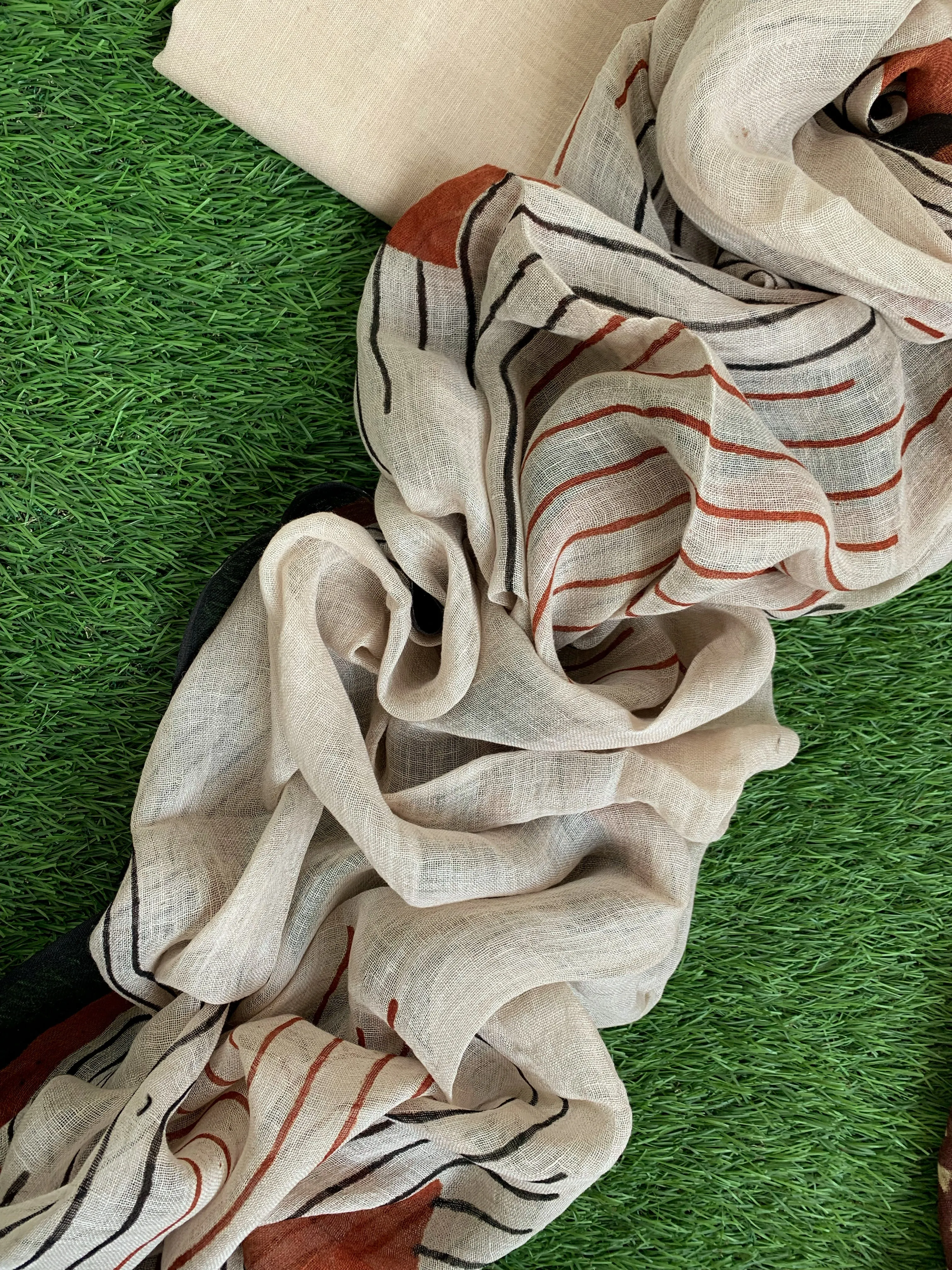 Handcrafted Linen Kurta Dupatta Set