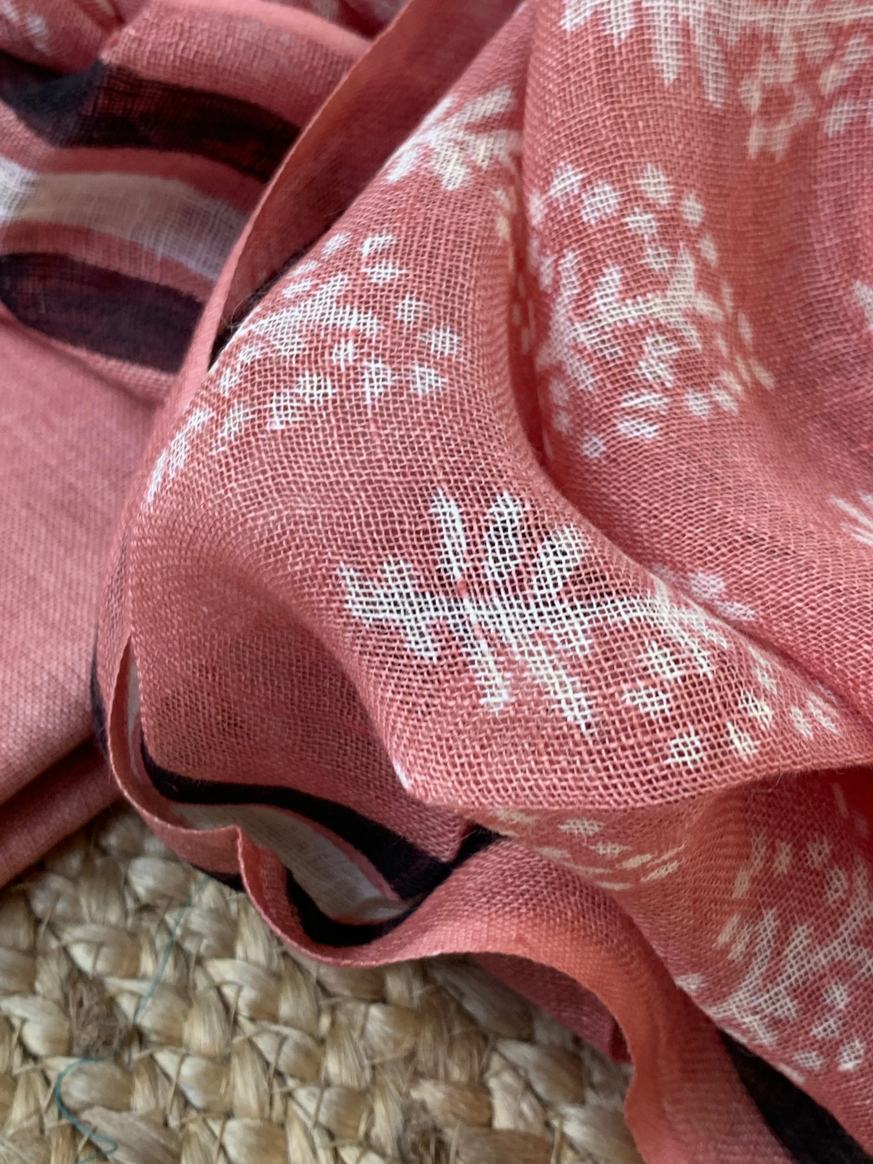 Handcrafted Linen Kurta Dupatta Set