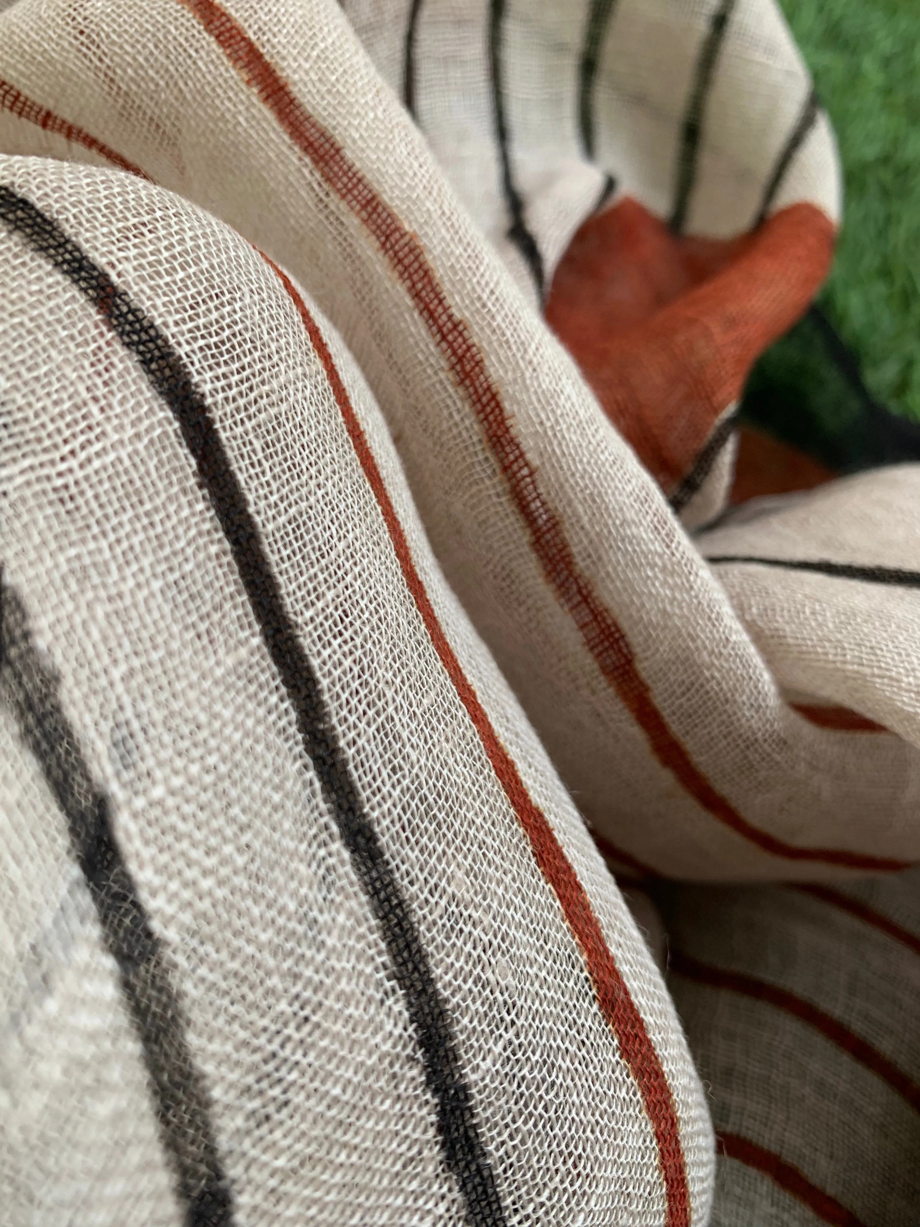 Handcrafted Linen Kurta Dupatta Set