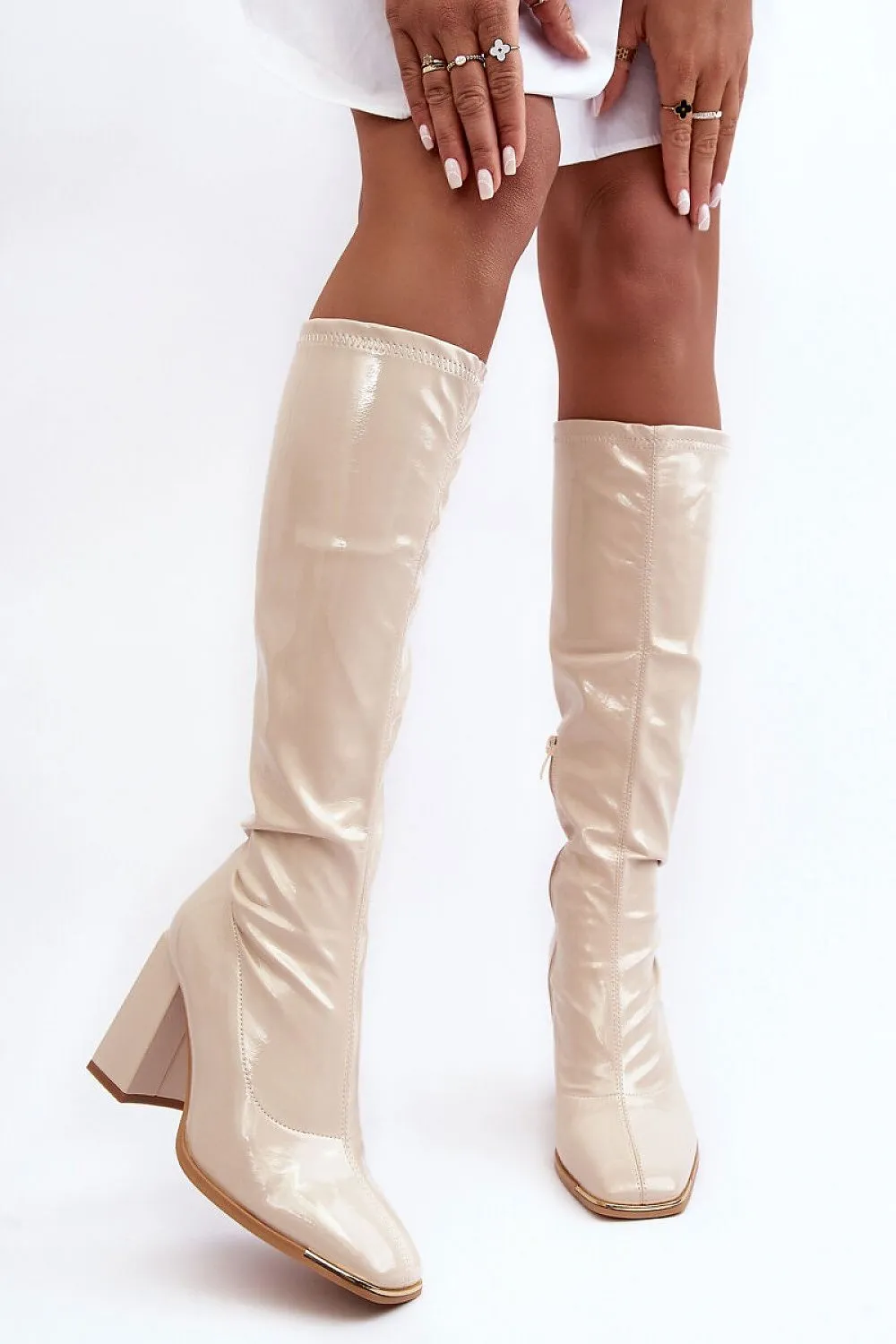 Heel boots Step in style