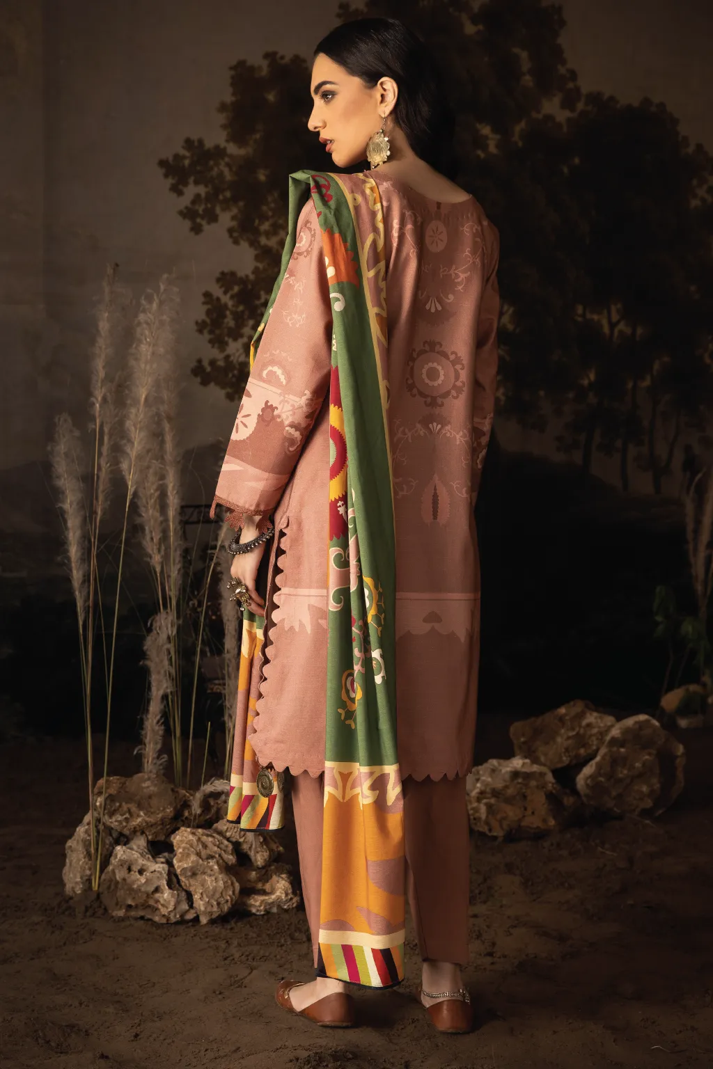 ILC-11 ROSHNI -3PC | Iznik Zarafshan Linen Collection 2021 | Unstitched Embroidered Linen Organza Suits