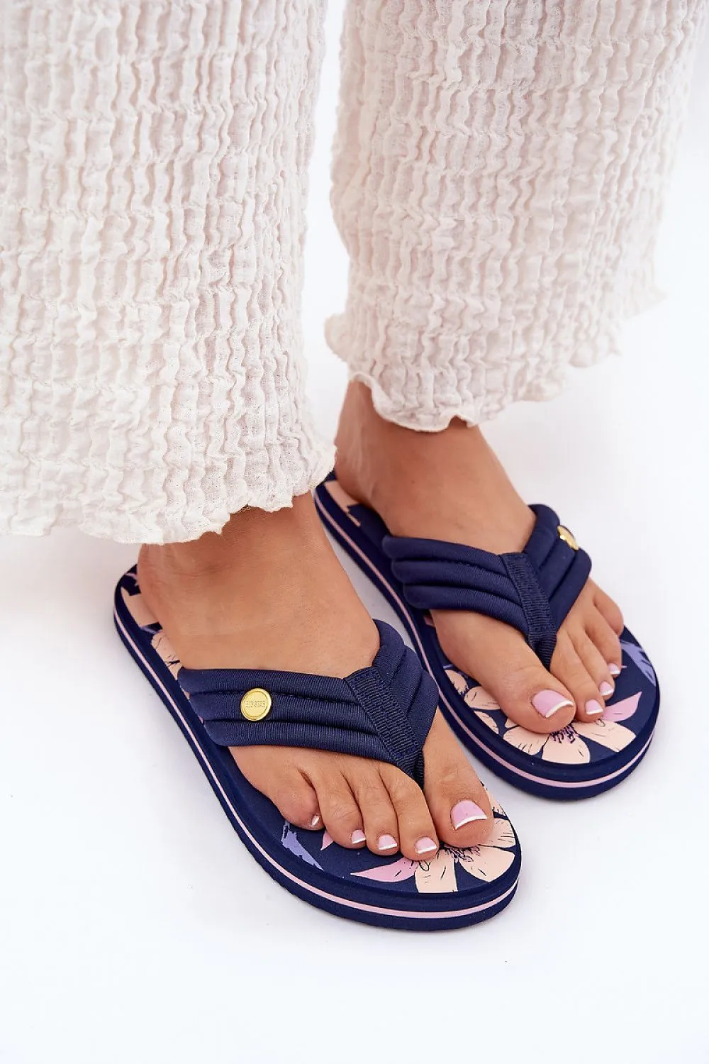 Japanese flip-flops Step in style