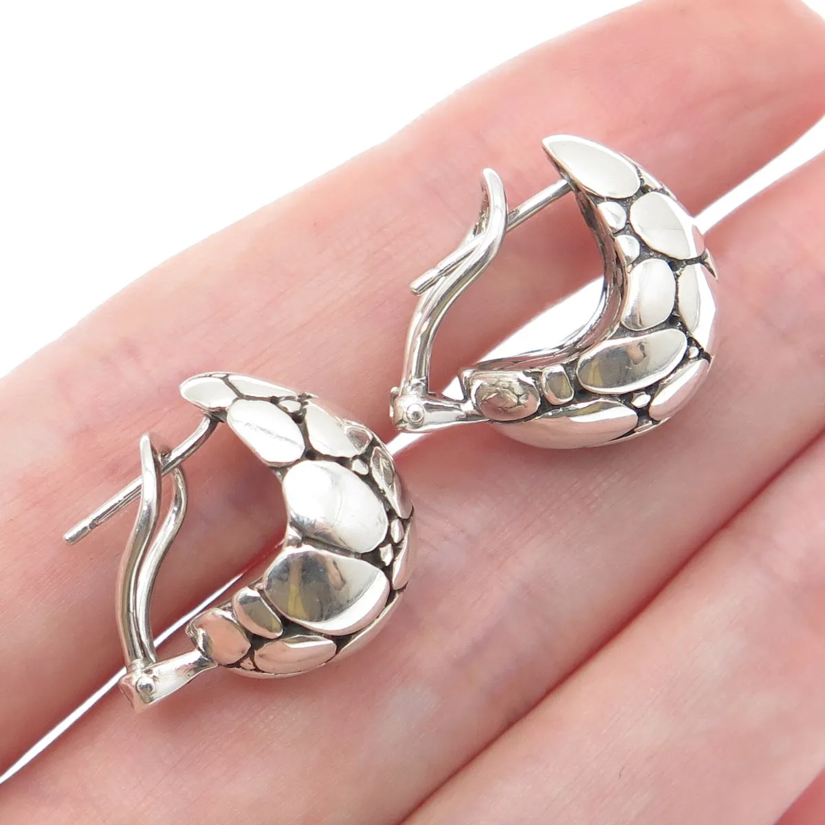 JOHN HARDY 925 Sterling Silver Vintage Kali Omega Back Earrings