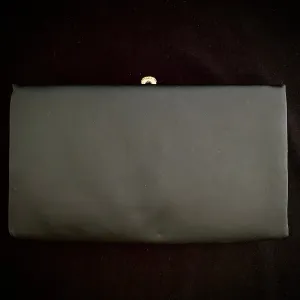 Late 50s/ Early 60s After Five Clutch