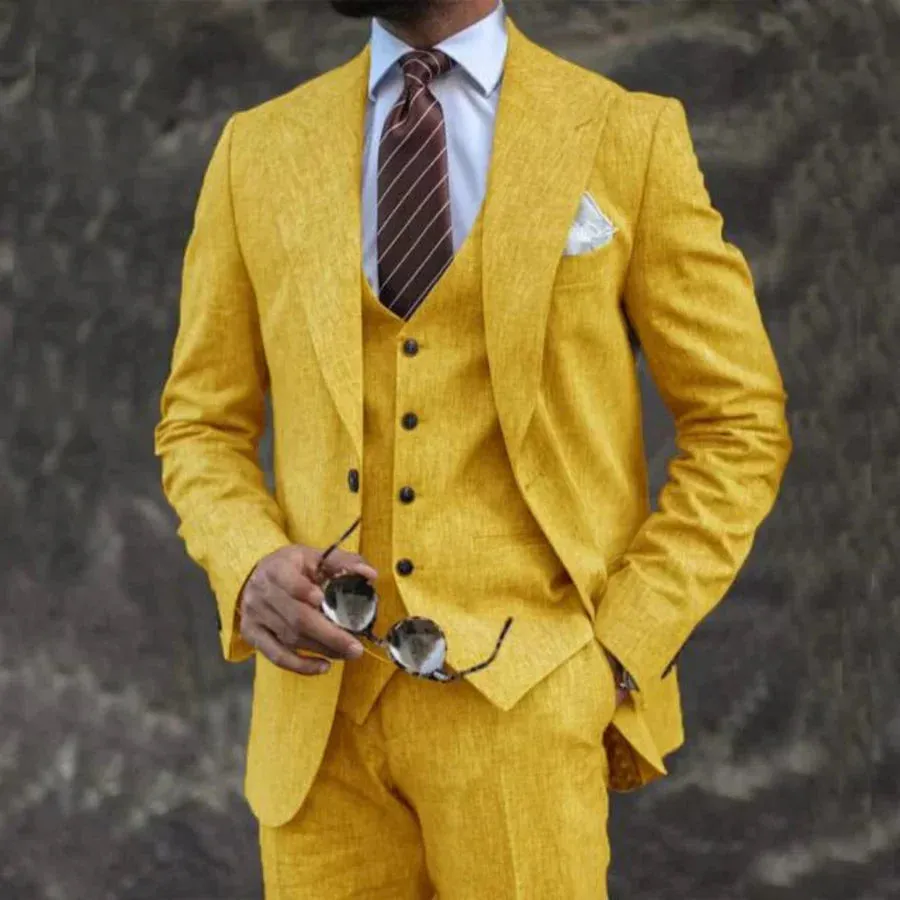 Lightweight Men's Suit, Three-Piece with Turn-Down Collar