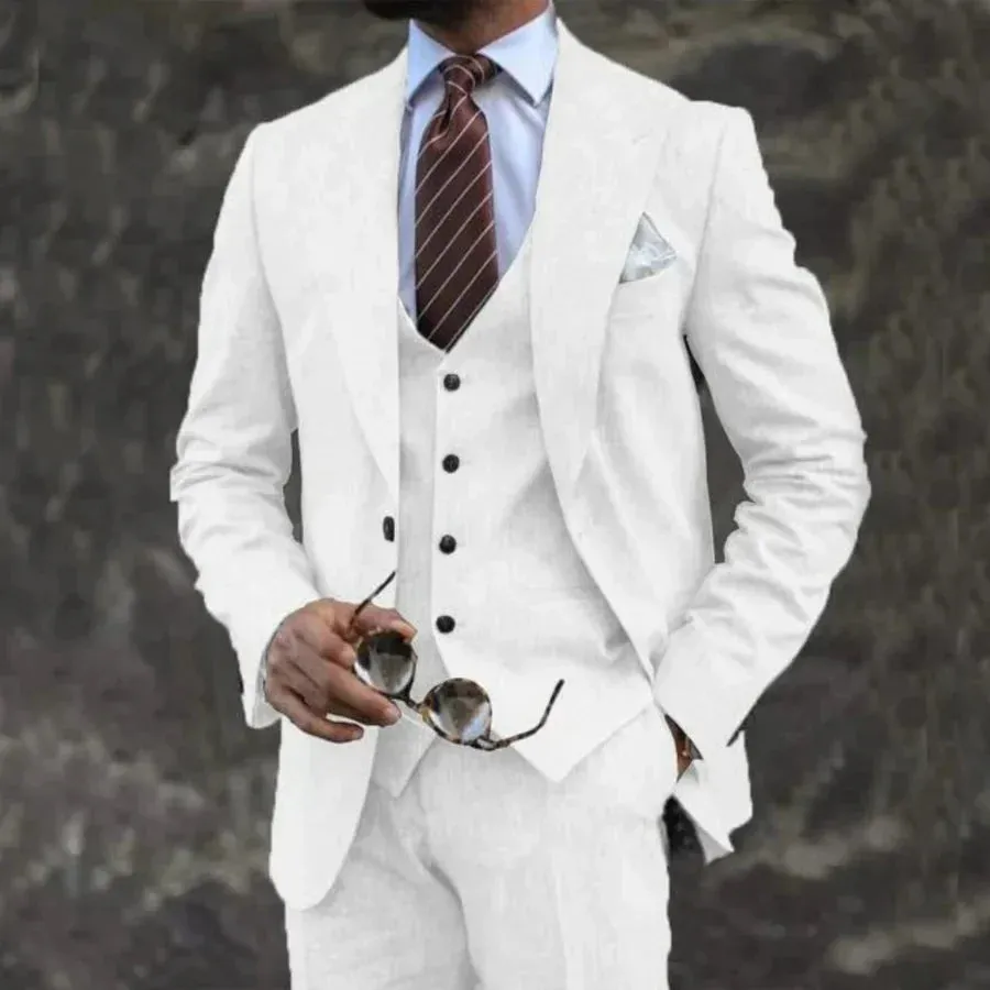 Lightweight Men's Suit, Three-Piece with Turn-Down Collar