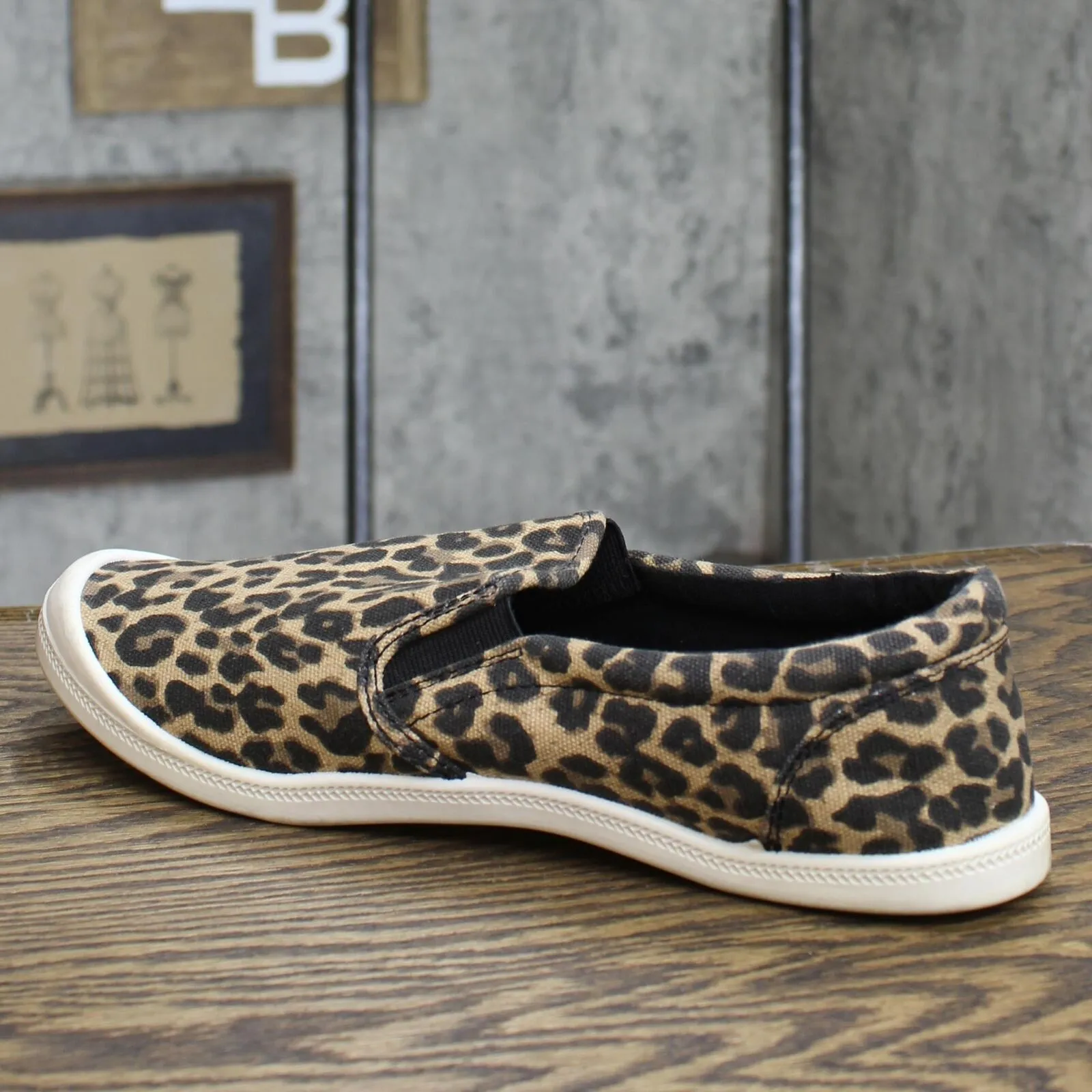 Mad Love Women's Kasandra Leopard Twin Gore Canvas Sneakers\ Leopard Brown 11