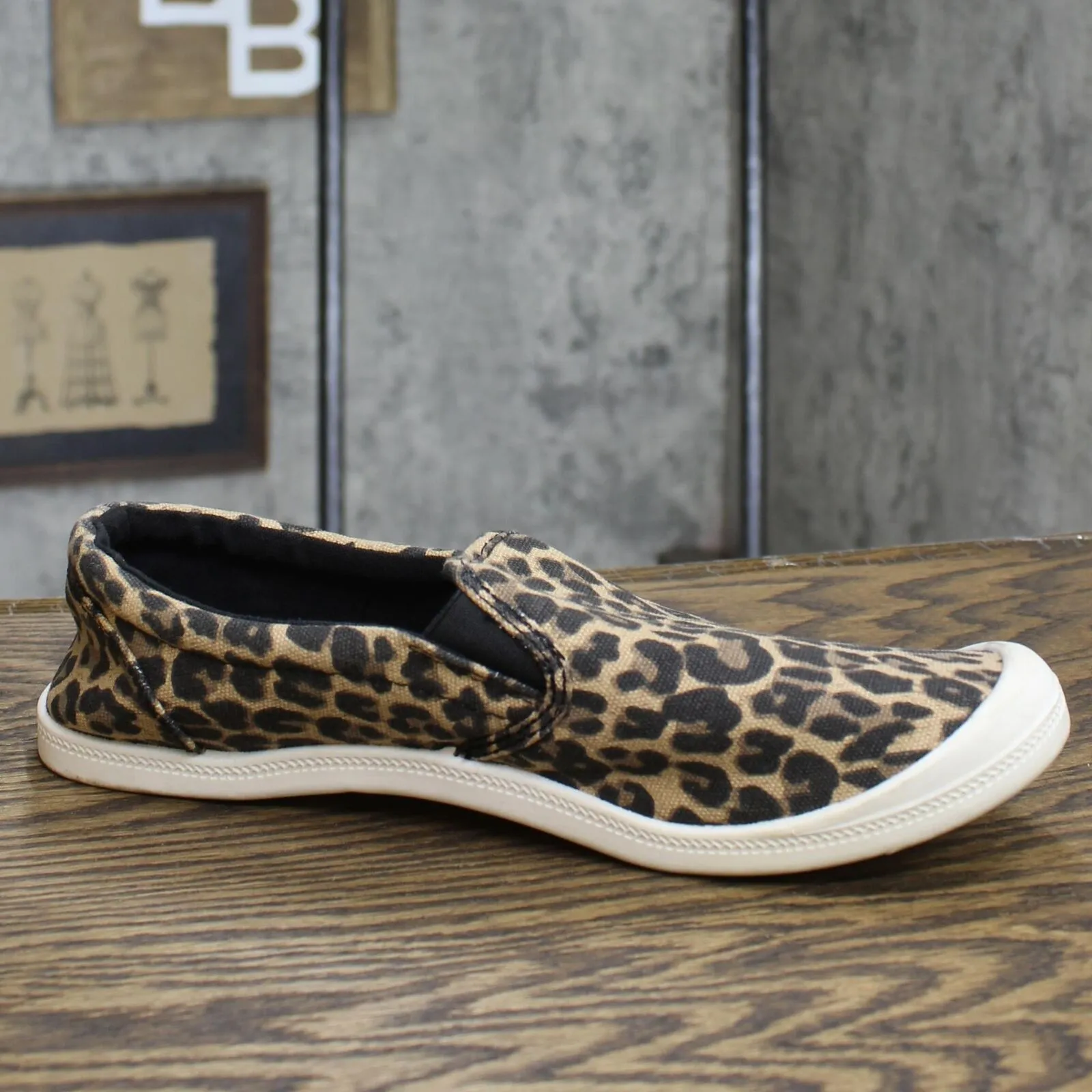 Mad Love Women's Kasandra Leopard Twin Gore Canvas Sneakers\ Leopard Brown 11