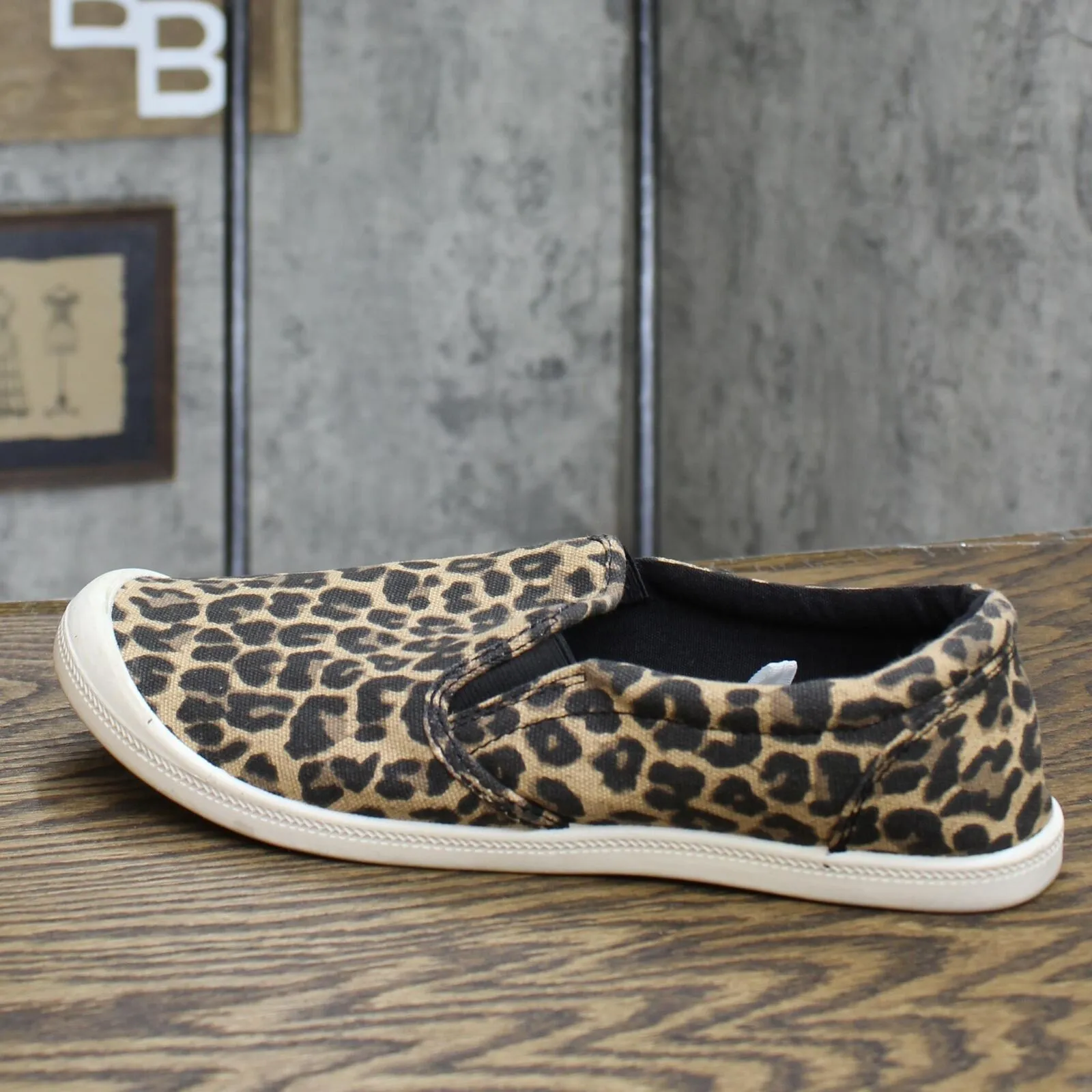 Mad Love Women's Kasandra Leopard Twin Gore Canvas Sneakers\ Leopard Brown 11