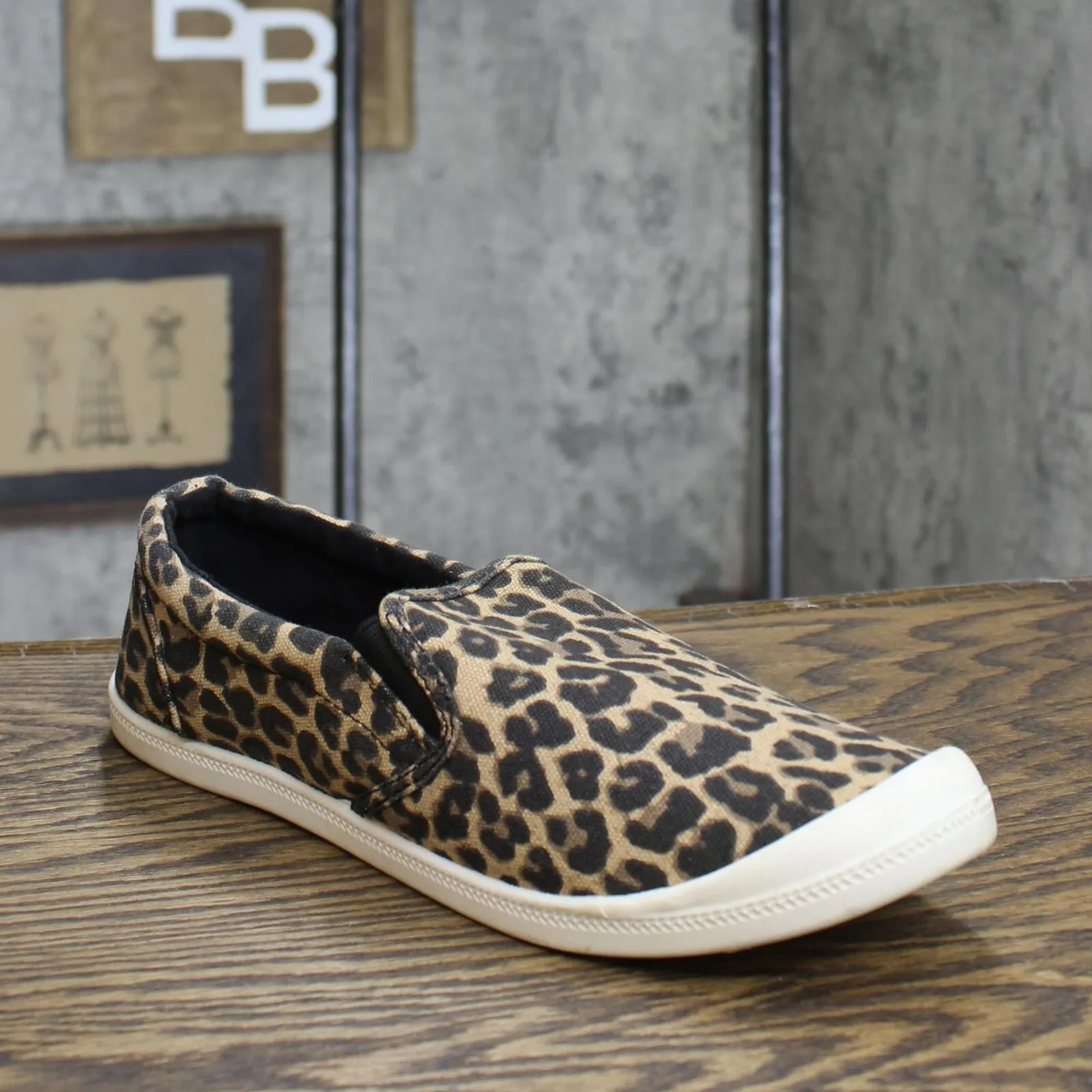 Mad Love Women's Kasandra Leopard Twin Gore Canvas Sneakers\ Leopard Brown 11