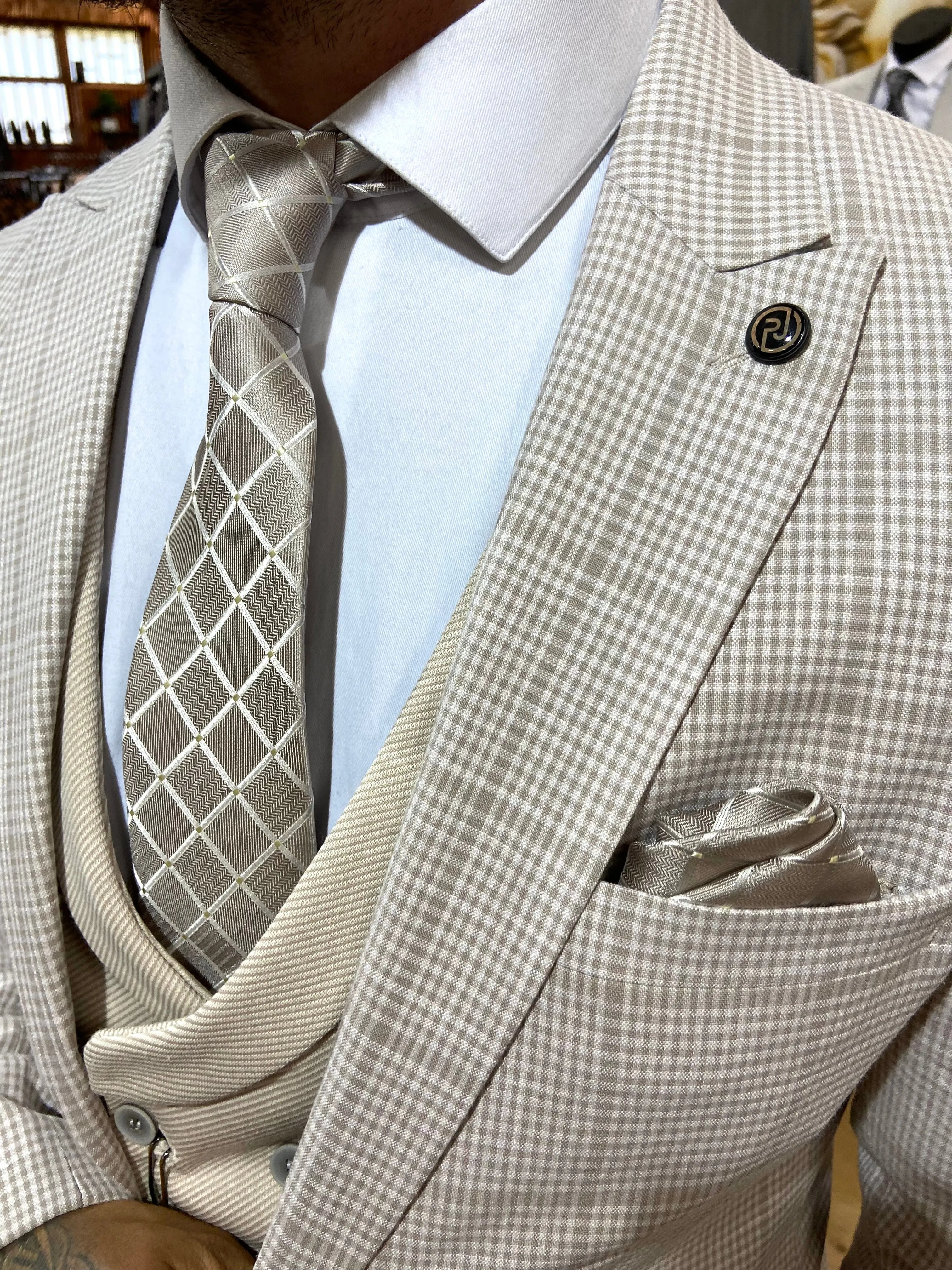 McGregor - Cream 3 Piece Suit