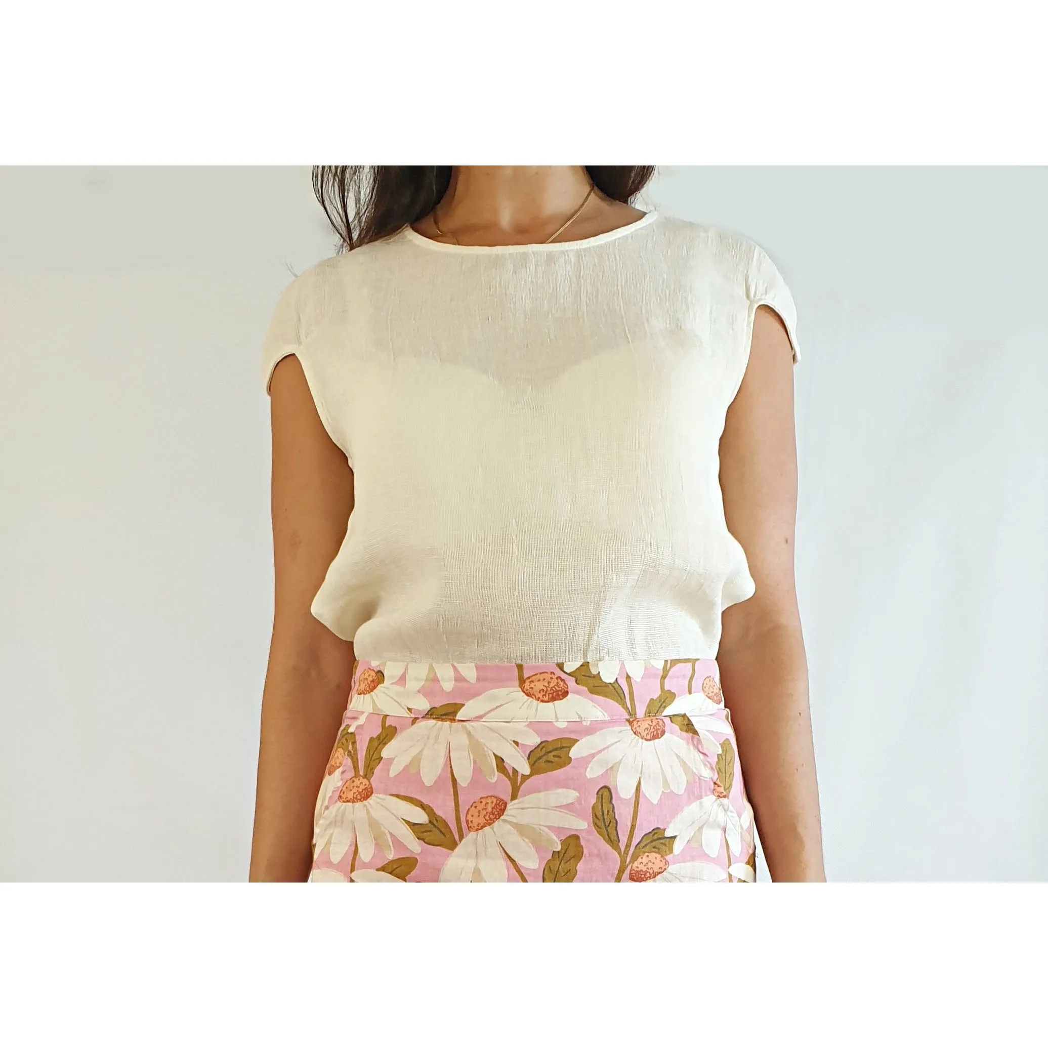 Morrison cream 100% linen top size 3 (best fits 12)