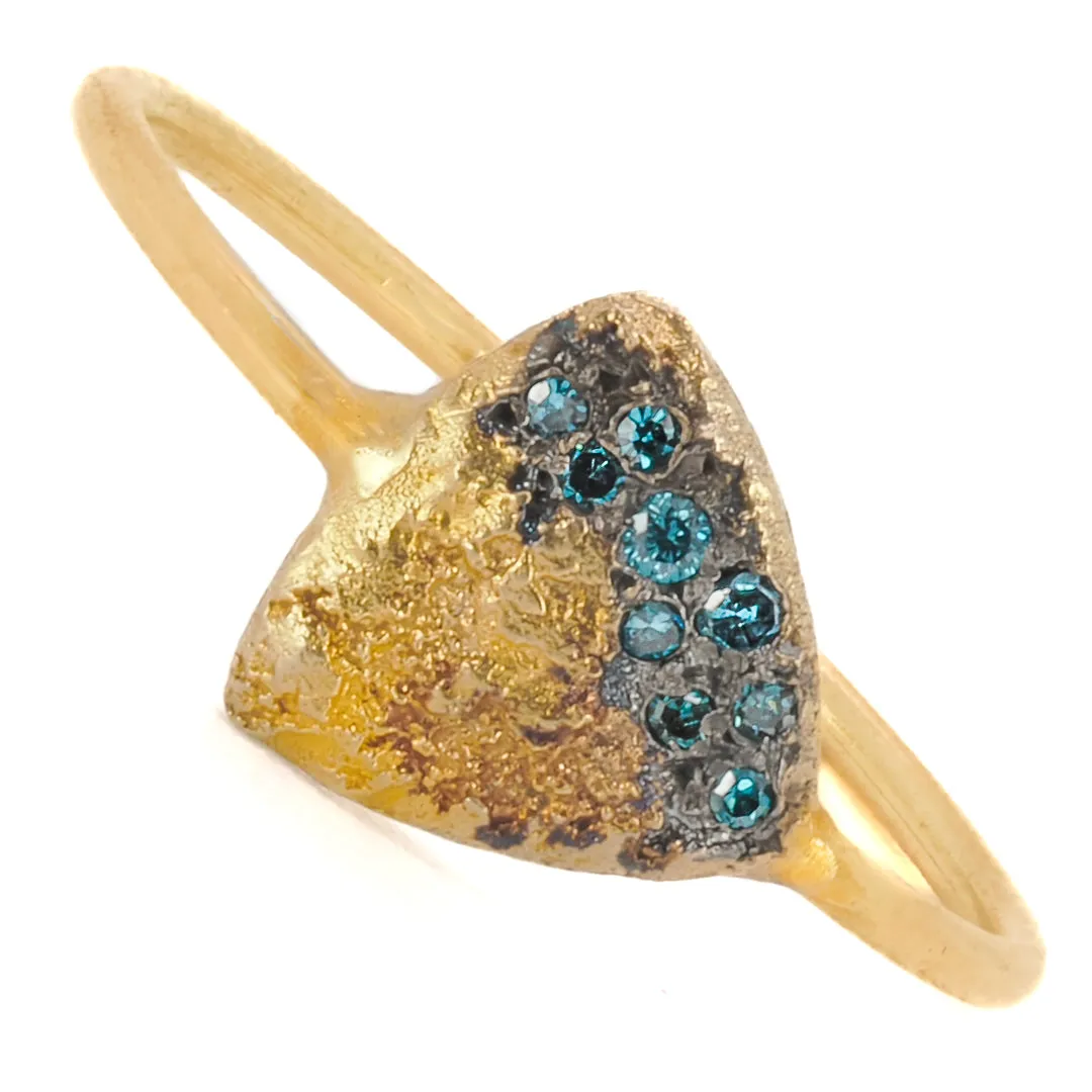 Nature Triangle Gold Diamond Ring