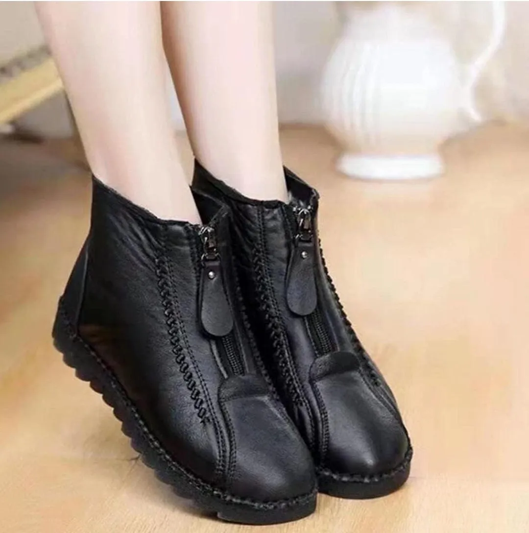 NEW Retails $81, HOPHO Retro Soft Leather Velvet Women's Winter Mama Shoes with Zipper, Waterproof Thick Plush Warm Snow Boots, Black, Sz 41 (10)