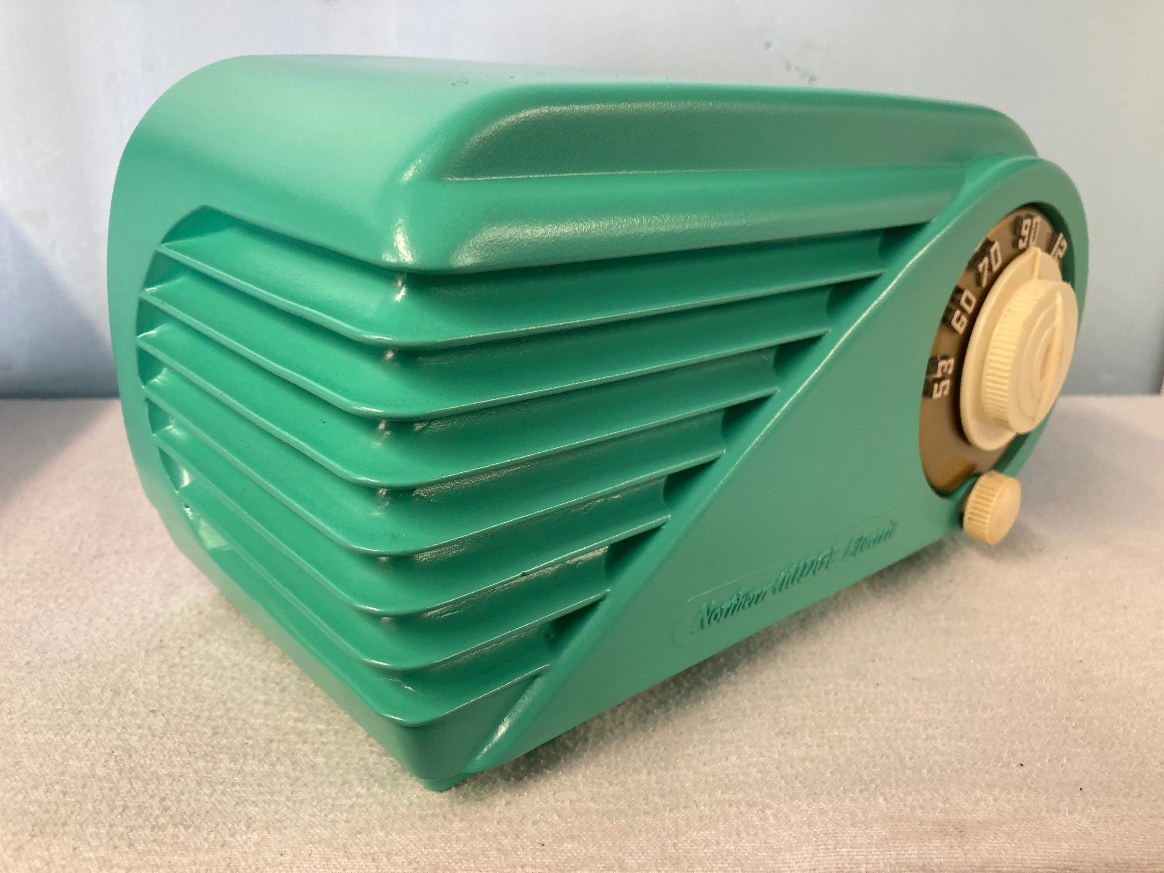 Northern Electric 5508 “Bullet” Tube Radio With Bluetooth & FM Options