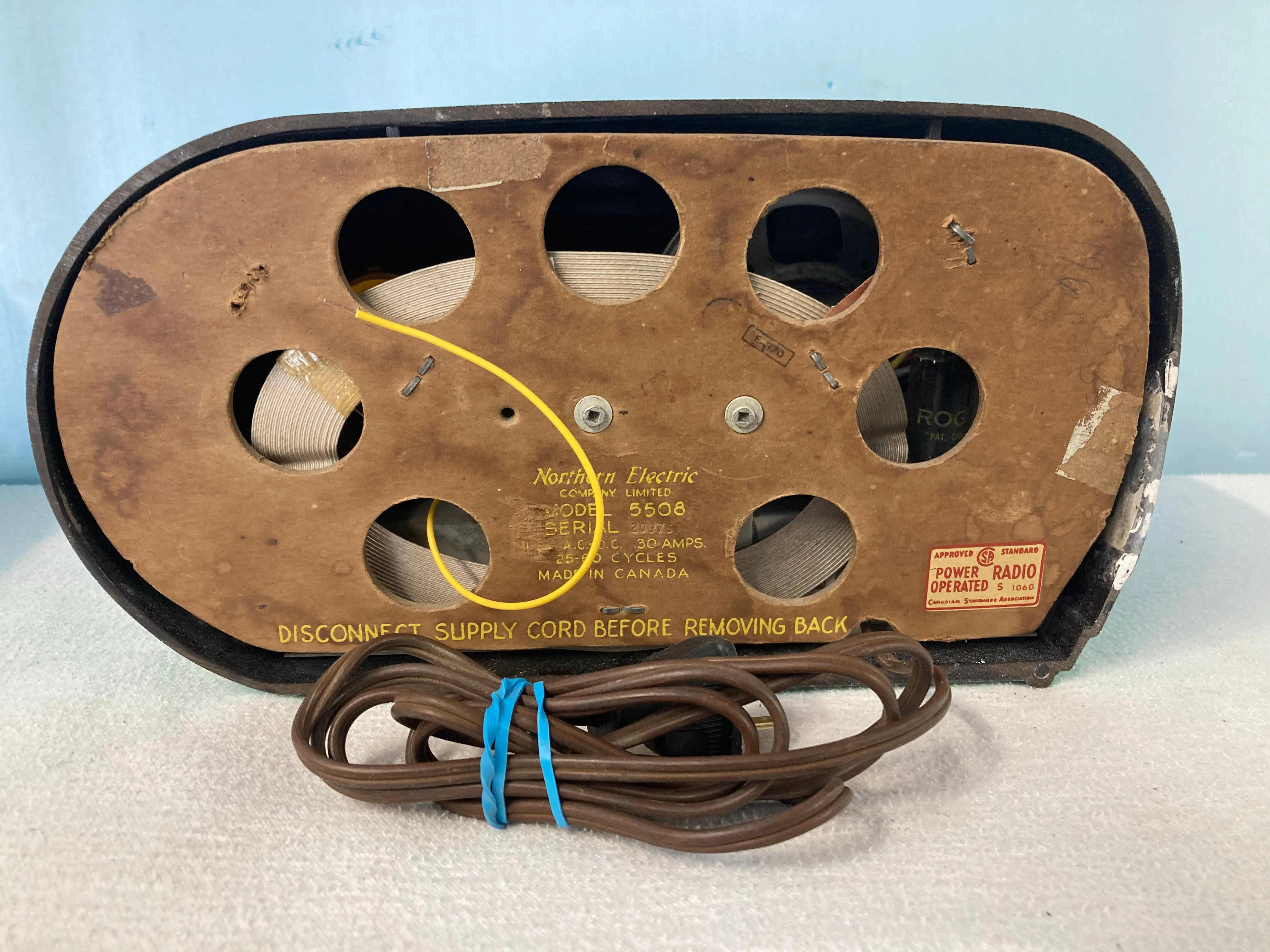 Northern Electric 5508 “Bullet” Tube Radio With Bluetooth & FM Options