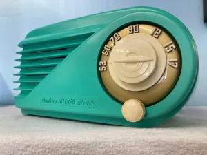 Northern Electric 5508 “Bullet” Tube Radio With Bluetooth & FM Options