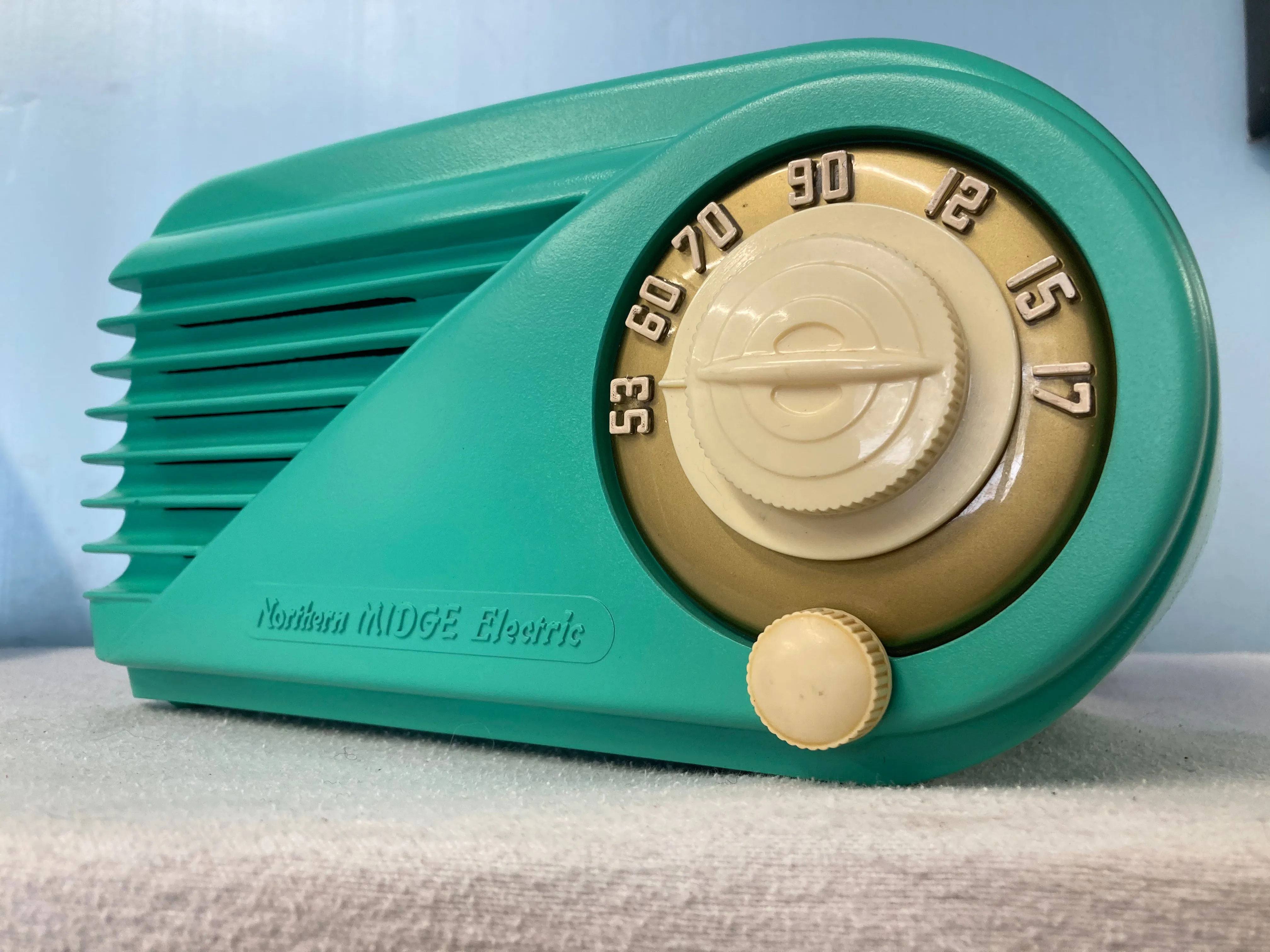 Northern Electric 5508 “Bullet” Tube Radio With Bluetooth & FM Options