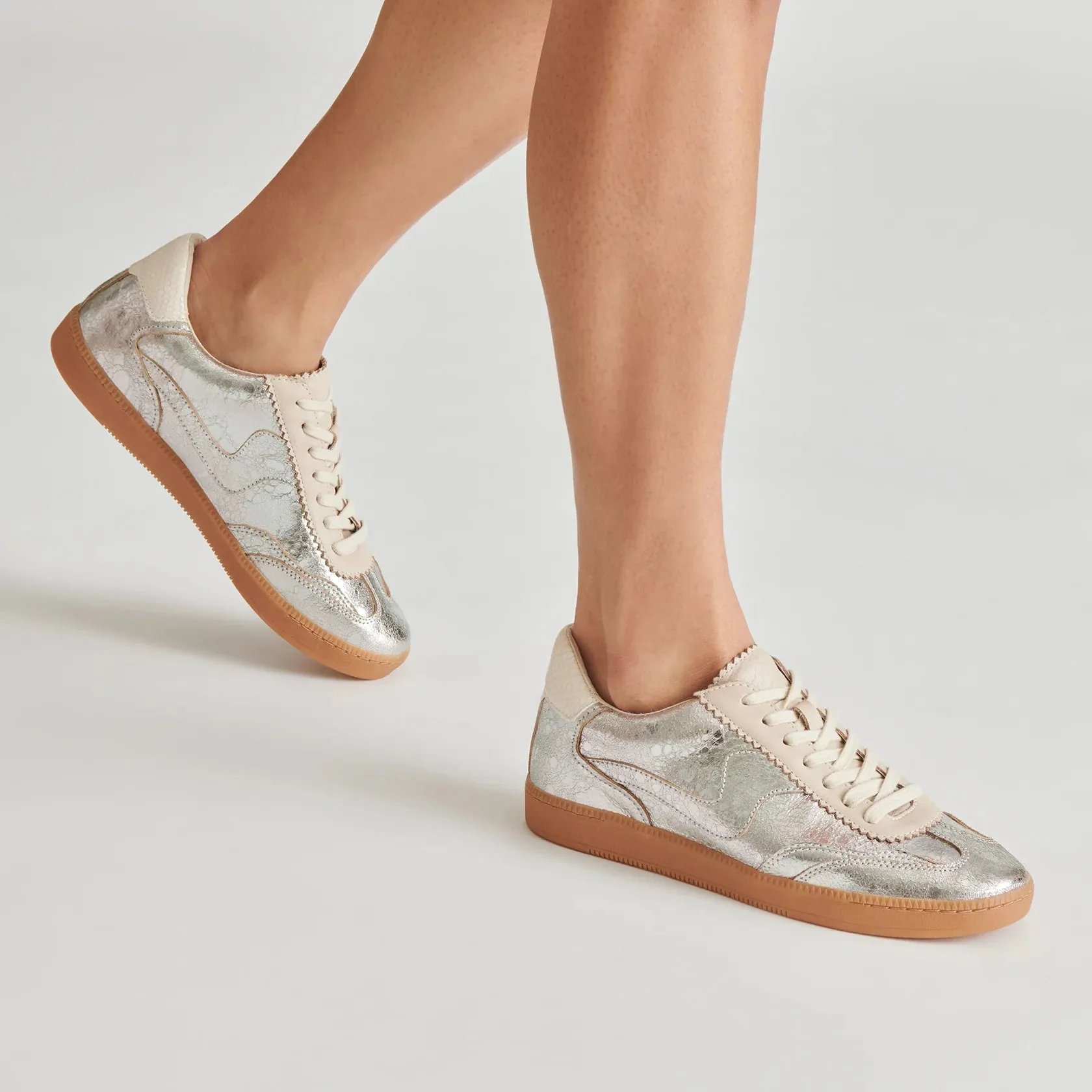 Notice Sneakers