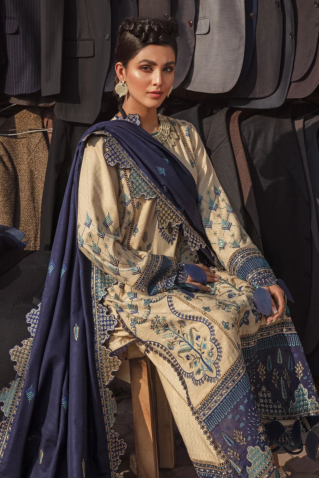 Nureh | Afrozeh Sardiyoon Ki Kahani Winter Collection 2021 | Unstitched Embroidered Khaddar Linen Suits