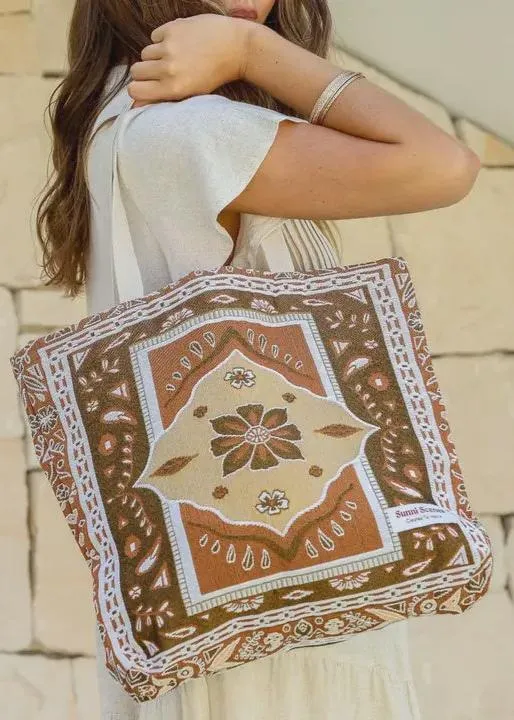 OAK TOTE BAG