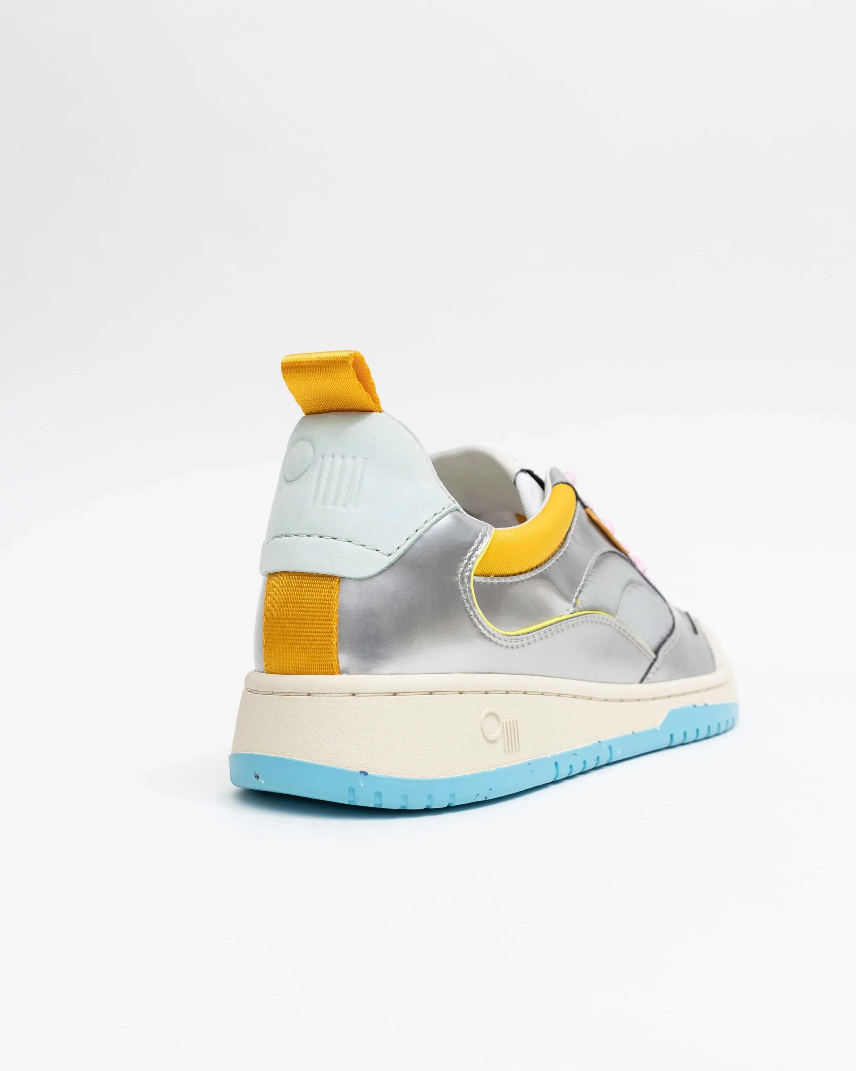 oncept: porto sneaker-silver flash