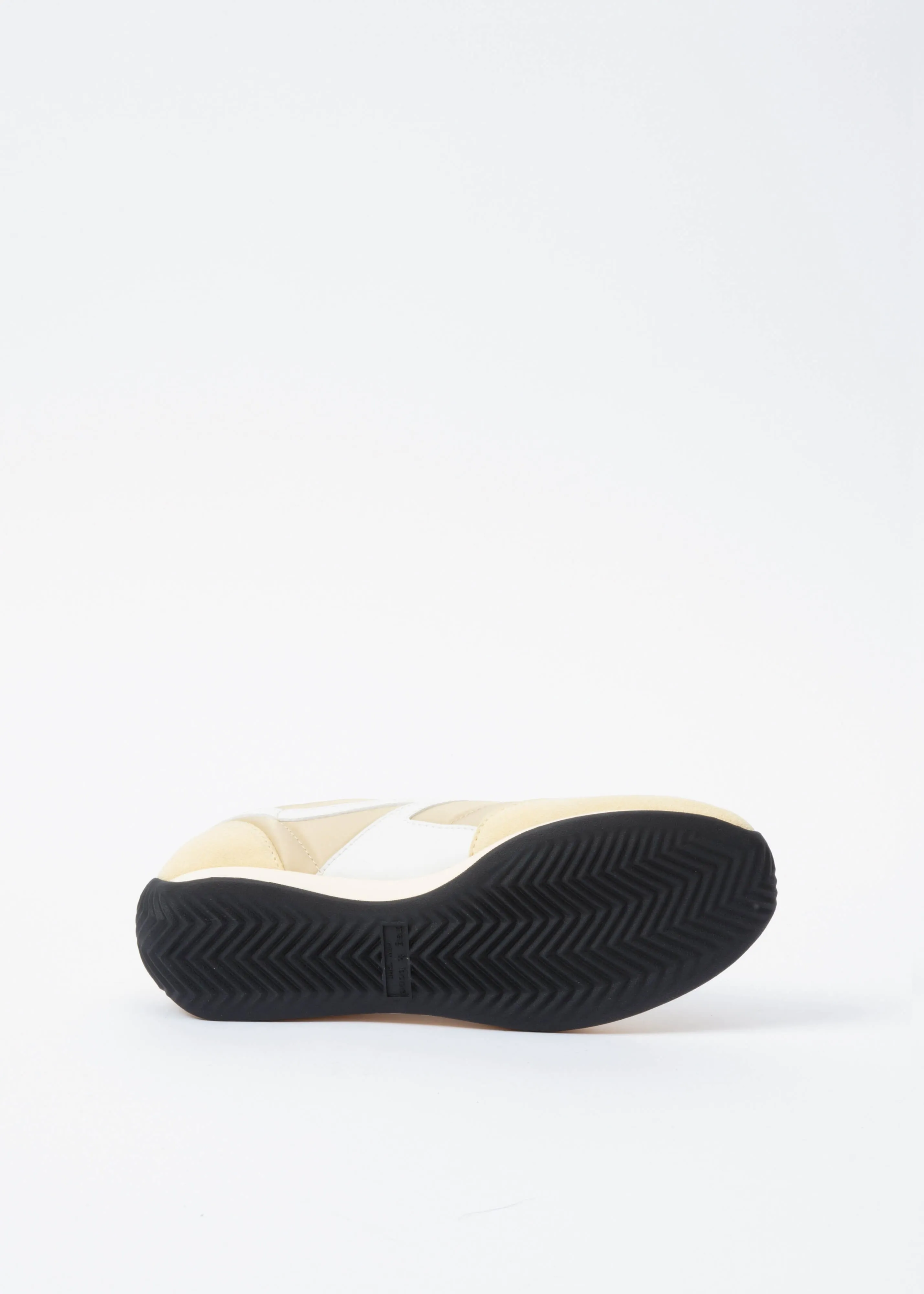 Retro Runner Sneaker in Cream Multi