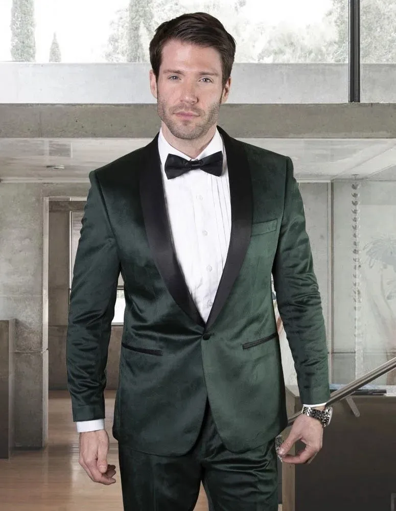 Statement Men's 2-Piece Suit – Luxurious Velvet Jacket