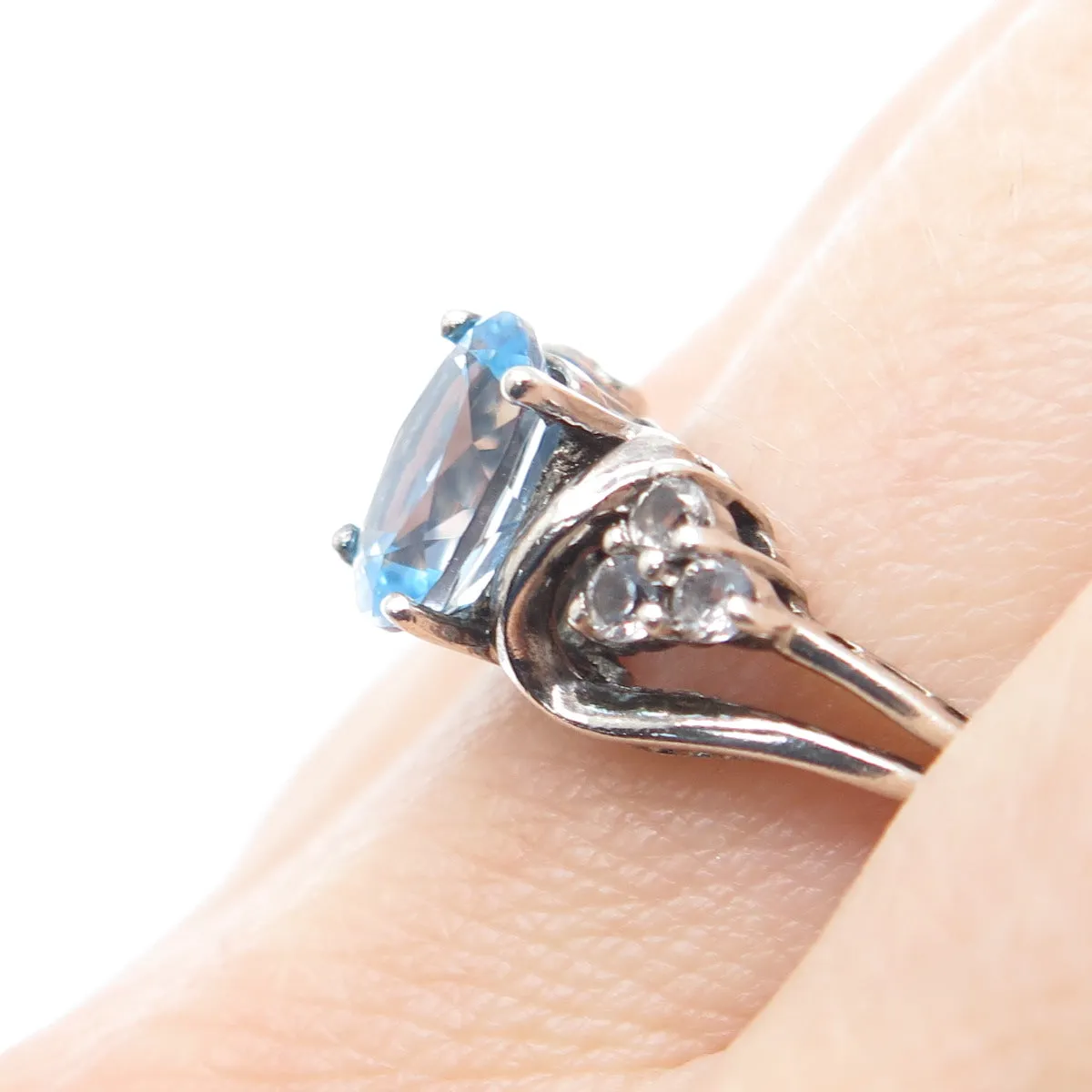 SUN 925 Sterling Silver Vintage Real Blue & White Topaz Oxidized Ring Size 7.75