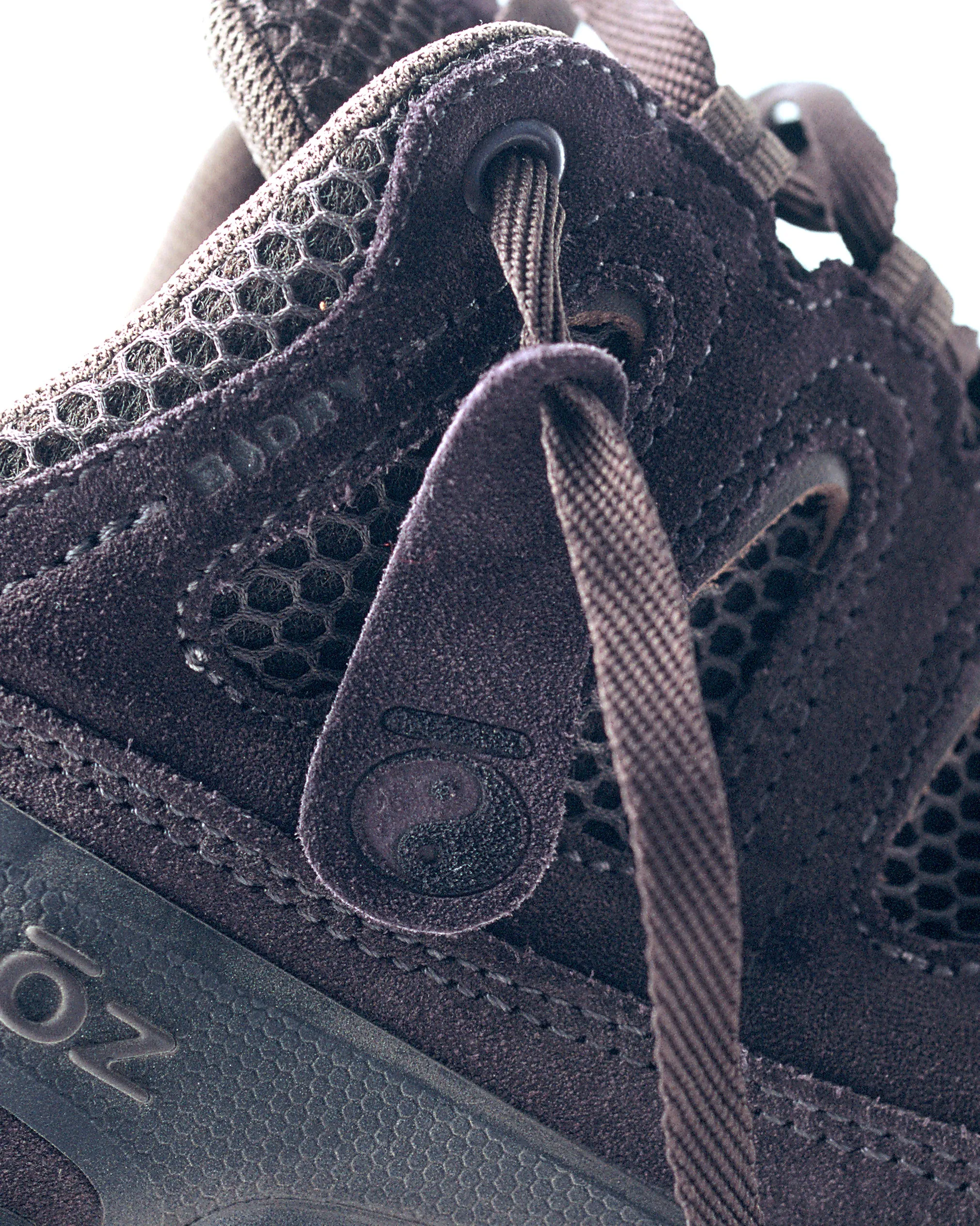 Swagtooth Low Waterproof Hiker, Purple Earth
