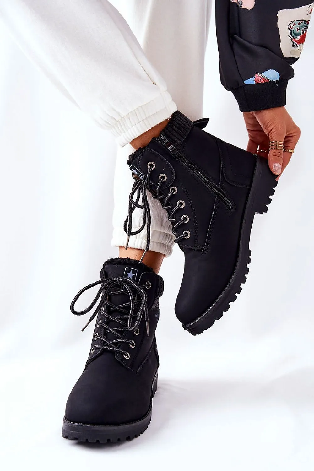 Trapper shoes