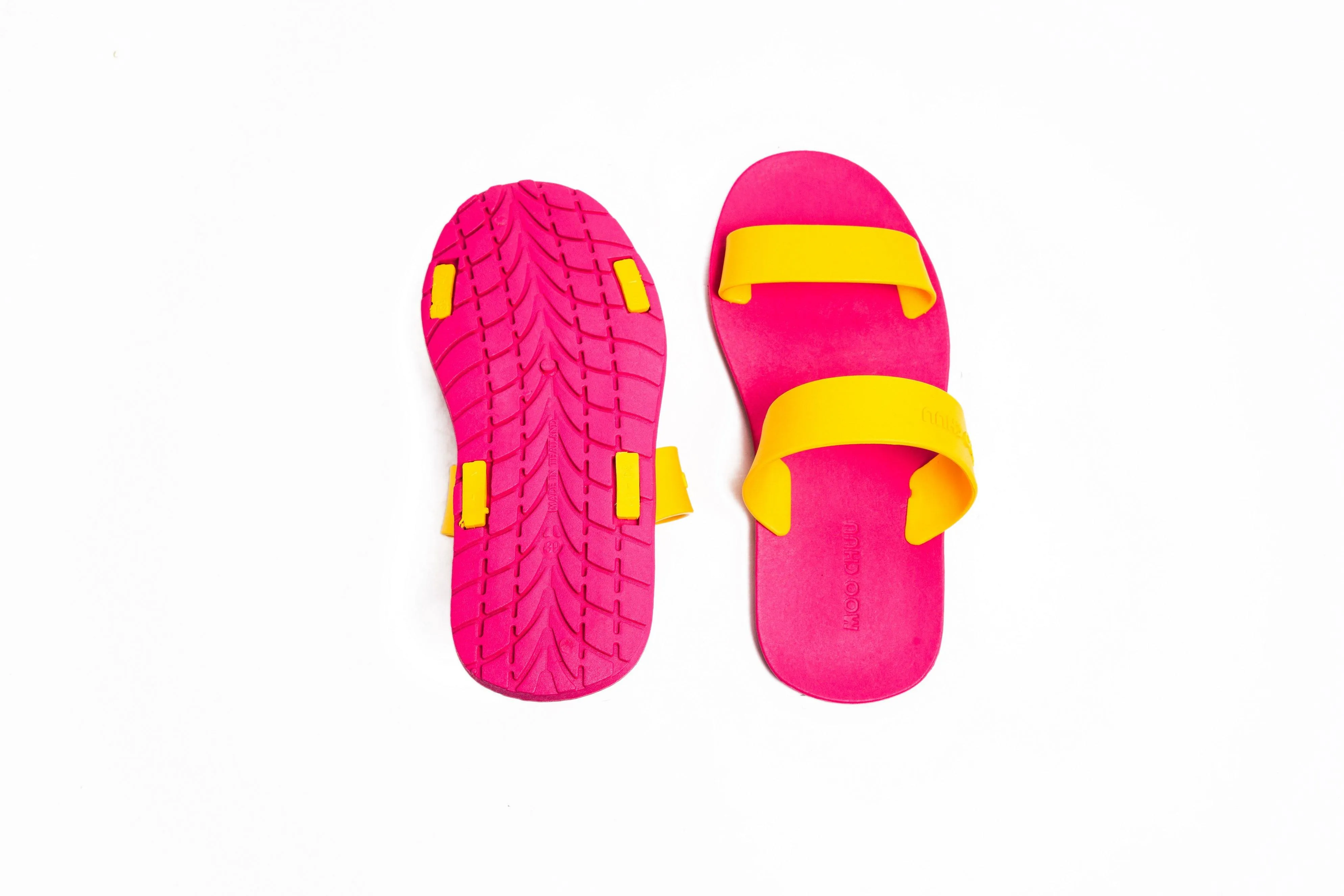 Twin Pink Sole Yellow Strap