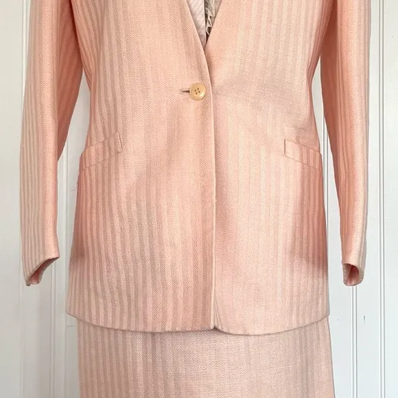 Vintage Pink Suit Linen Blazer and Pencil Skirt Pastel Career Shoulder Pads Med