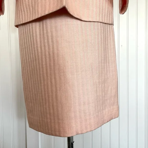 Vintage Pink Suit Linen Blazer and Pencil Skirt Pastel Career Shoulder Pads Med