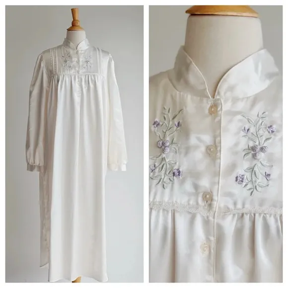 VINTAGE | White Satin Embroidered Flannel Lined Nightgown | M