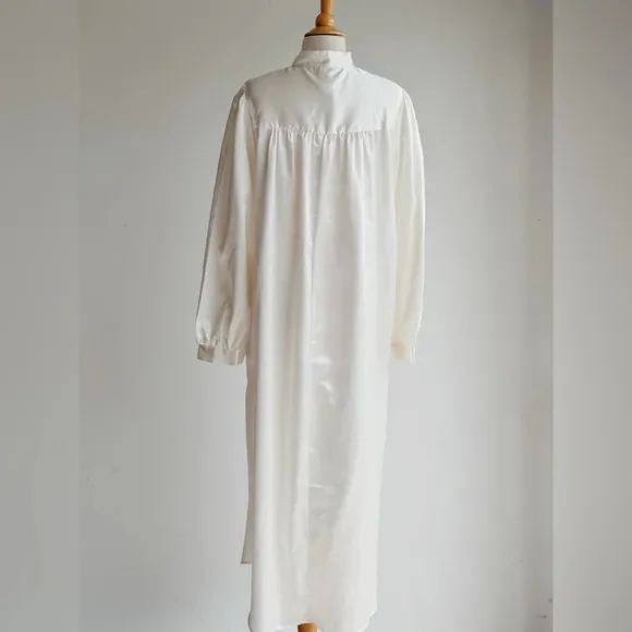 VINTAGE | White Satin Embroidered Flannel Lined Nightgown | M